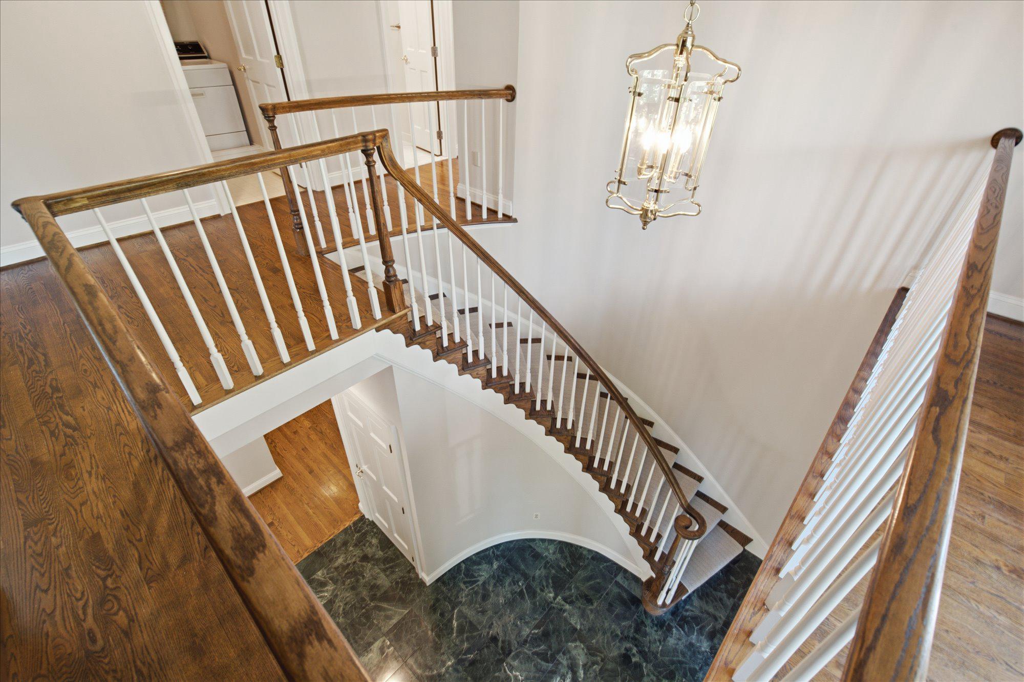  126 Gresham Place, Falls Church, VA, 22046 - 物件實景