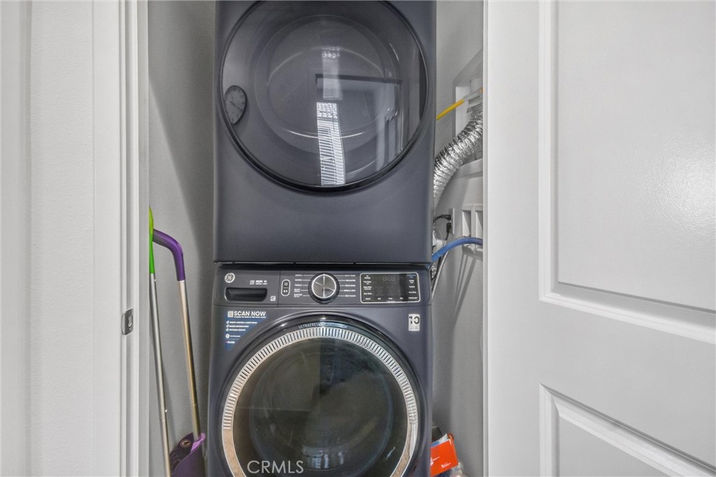 Ontario, California, 91761, United States, 2 Bedrooms Bedrooms, ,2 BathroomsBathrooms,Residential,For Sale,1983803