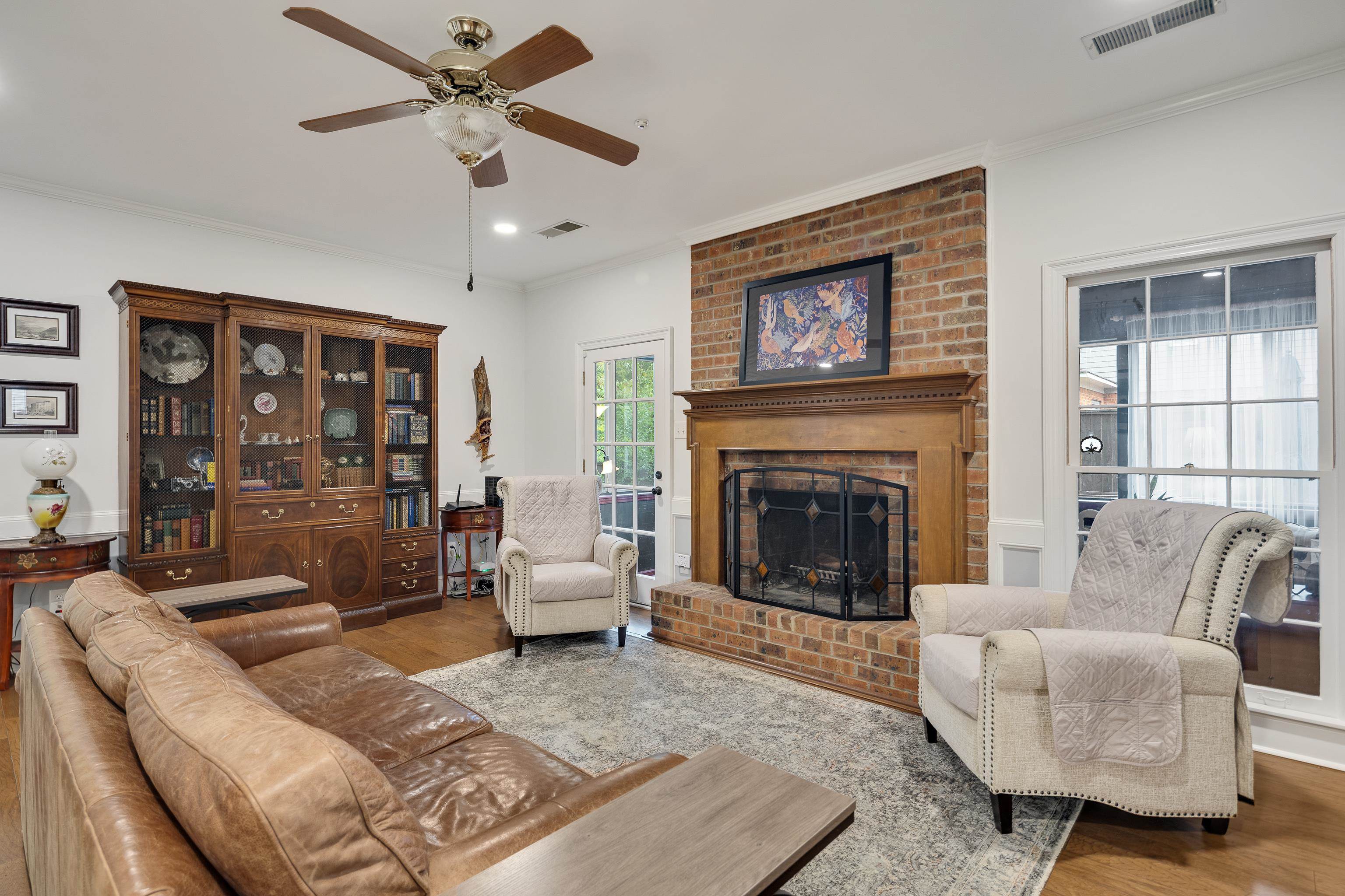 Memphis, Tennessee, 38117, United States, 4 Bedrooms Bedrooms, ,3 BathroomsBathrooms,Residential,For Sale,1972441