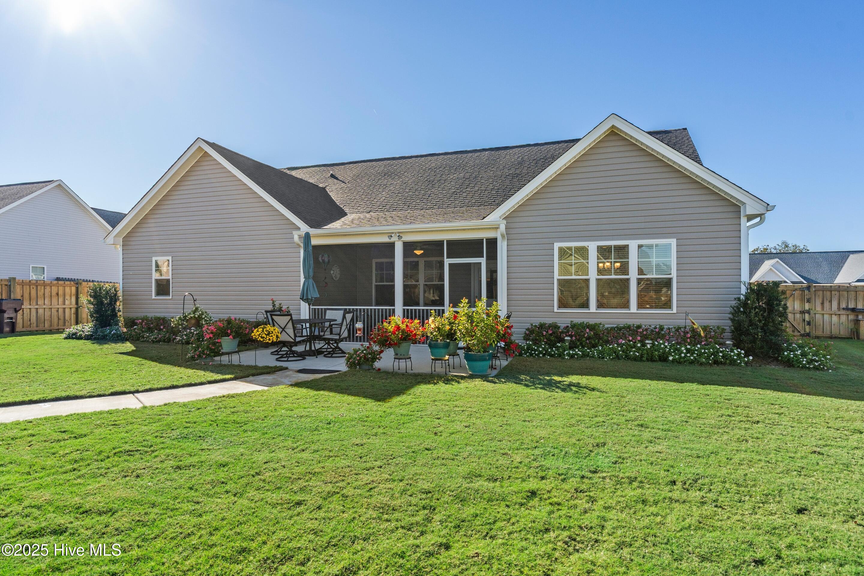 Rocky Point, North Carolina, 28457, United States, 3 Bedrooms Bedrooms, ,3 BathroomsBathrooms,Residential,For Sale,1984993