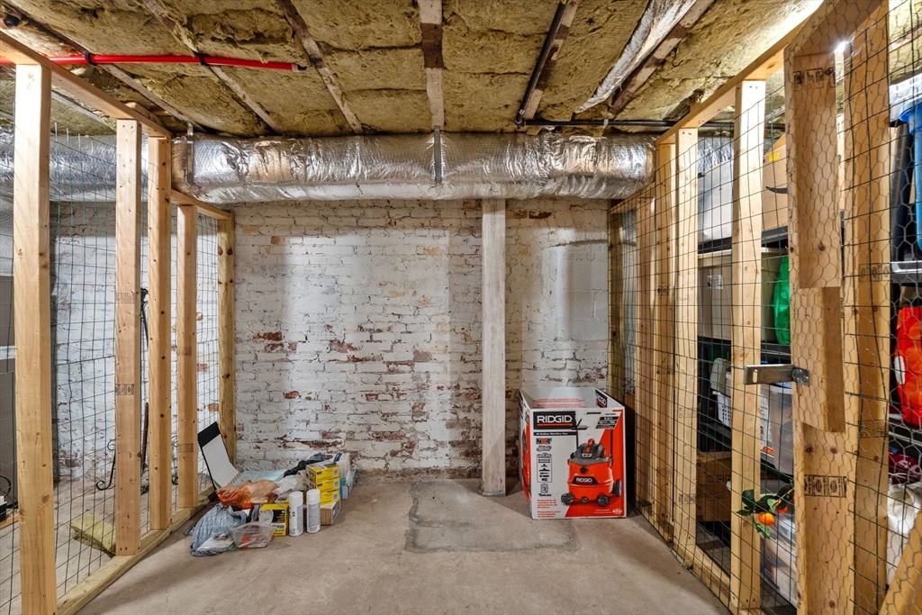 Boston, Massachusetts, 02128, United States, 2 Bedrooms Bedrooms, ,2 BathroomsBathrooms,Residential,For Sale,2048108