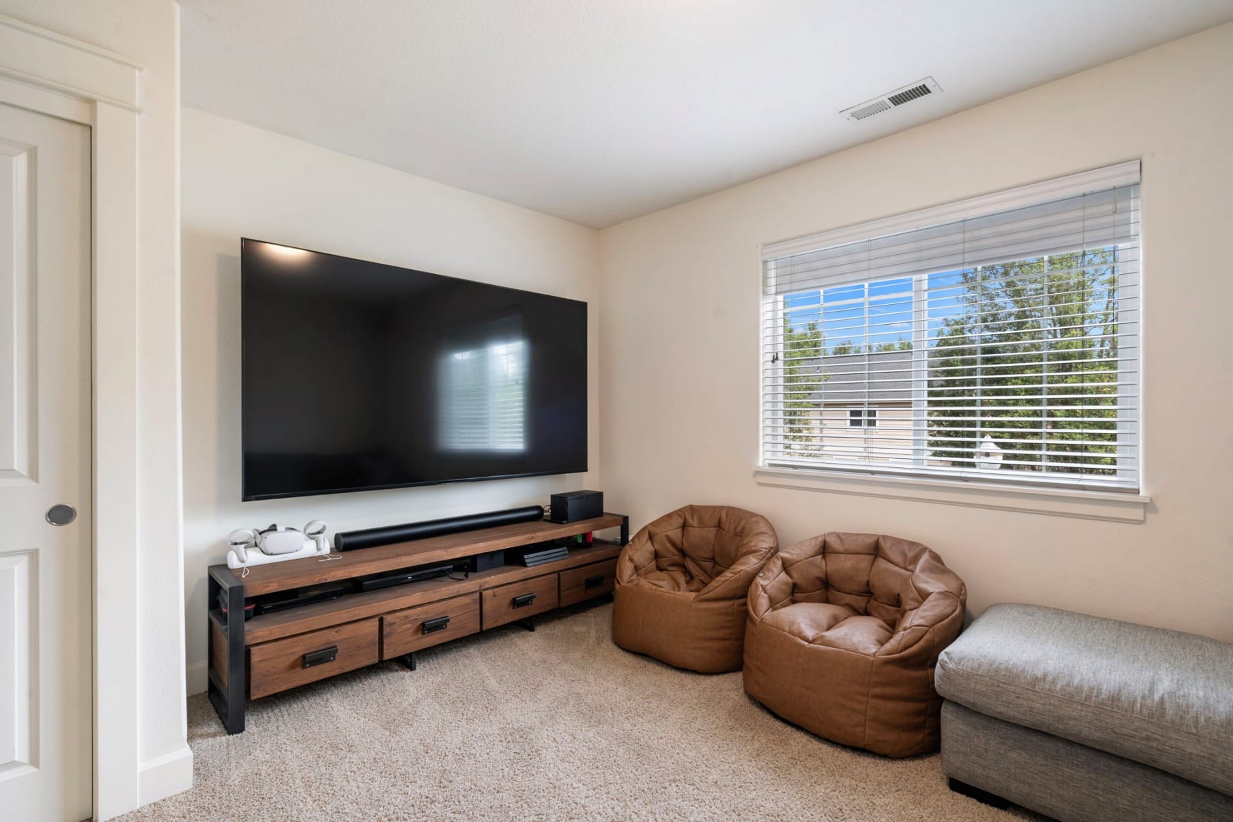  19329 SE 14TH WAY Camas, WA 98607 - 物件實景