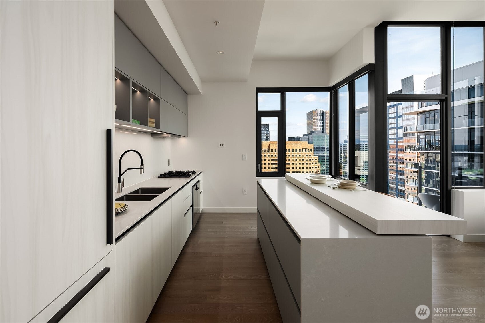 Bellevue, Washington, 98004, United States, 2 Bedrooms Bedrooms, ,2 BathroomsBathrooms,Residential,For Sale,1849855