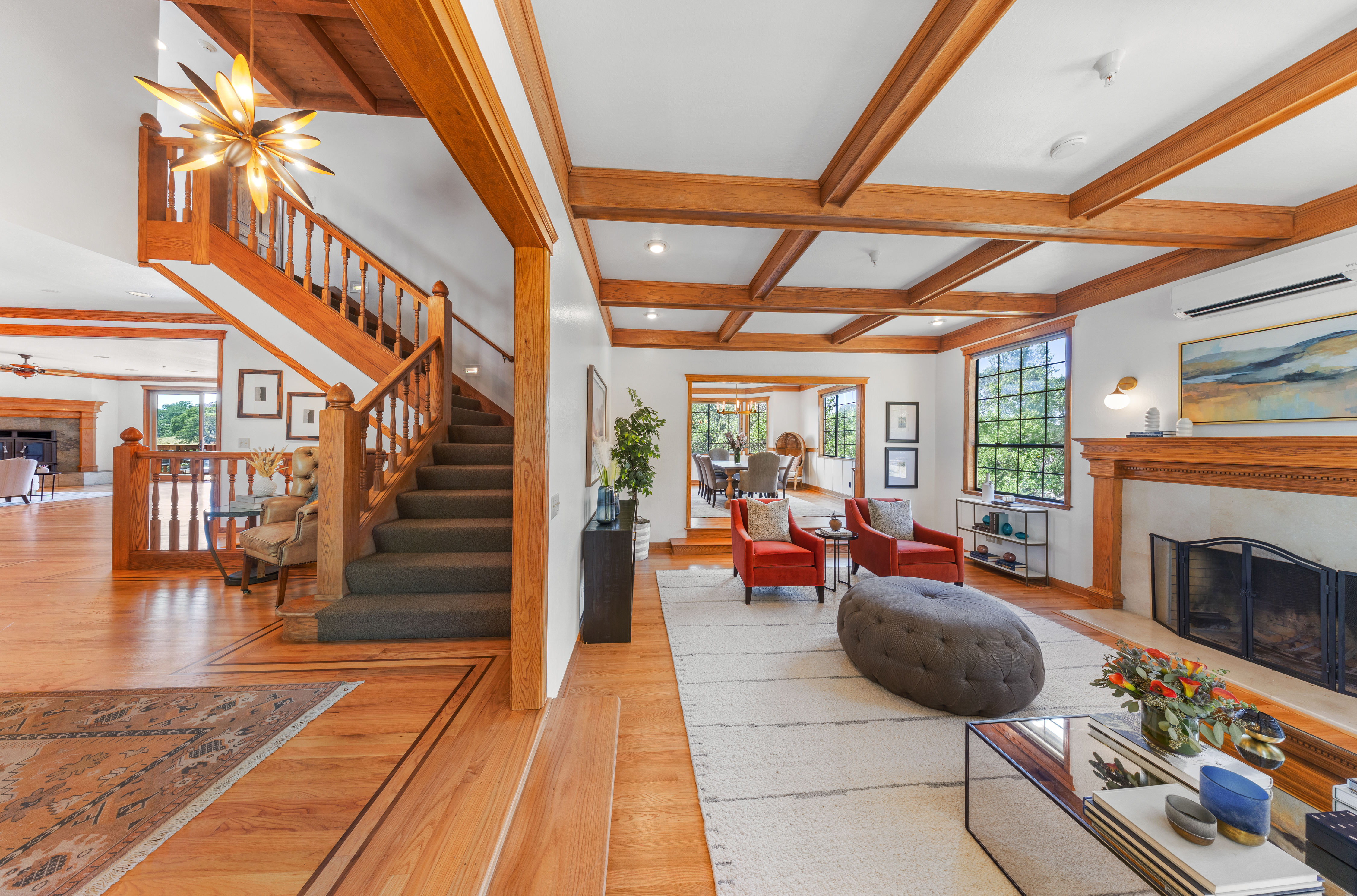  Grand Estate in Novato’s Prestigious Gated Lockton Lane - 物件實景