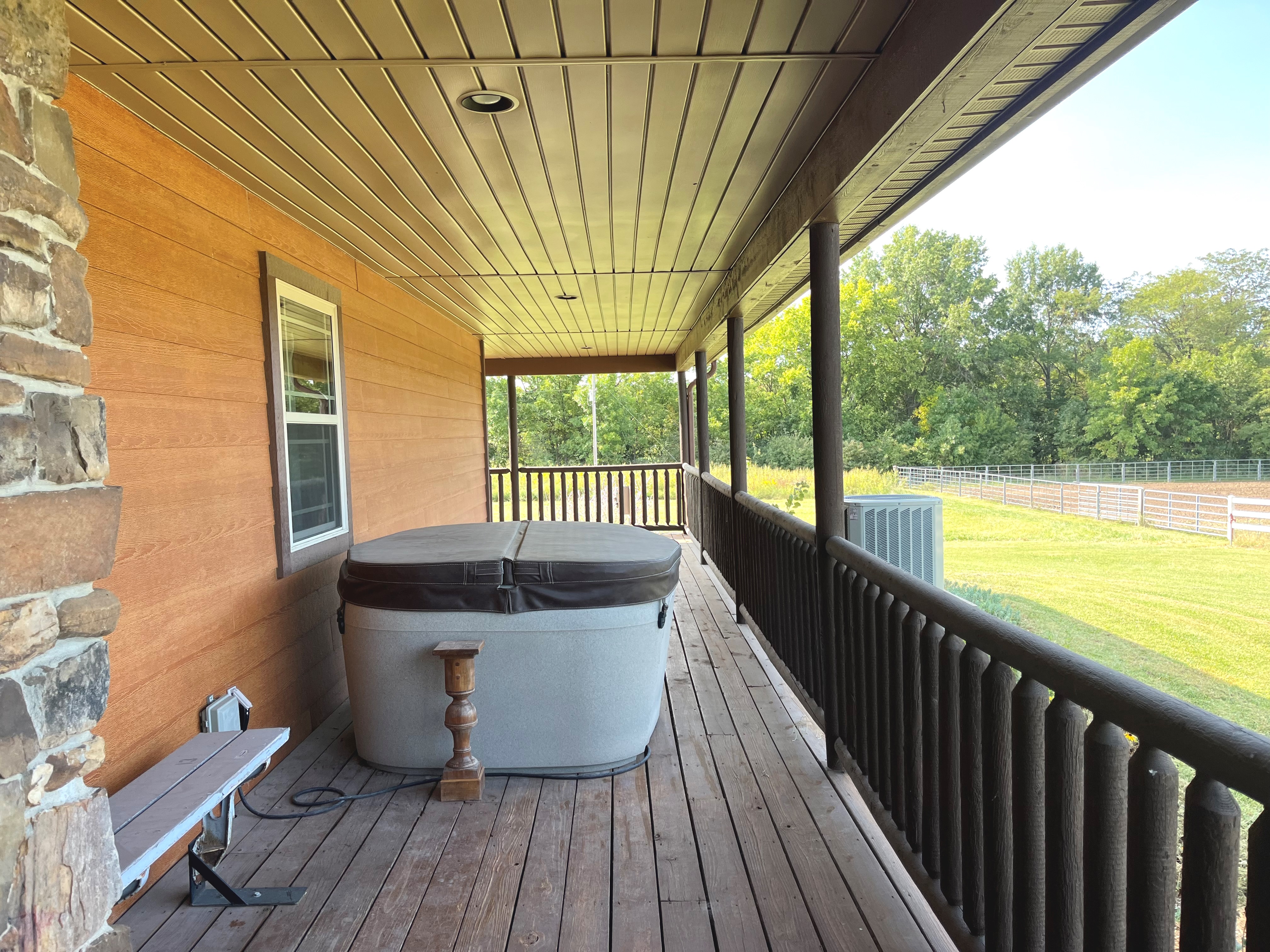 Chillicothe, Missouri, 64601, United States, 3 Bedrooms Bedrooms, ,3 BathroomsBathrooms,Residential,For Sale,1924445