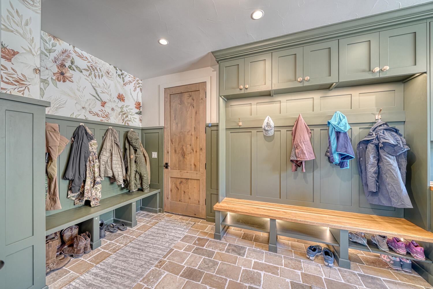 Cotopaxi, Colorado, 81223, United States, 6 Bedrooms Bedrooms, ,3 BathroomsBathrooms,Residential,For Sale,1973749