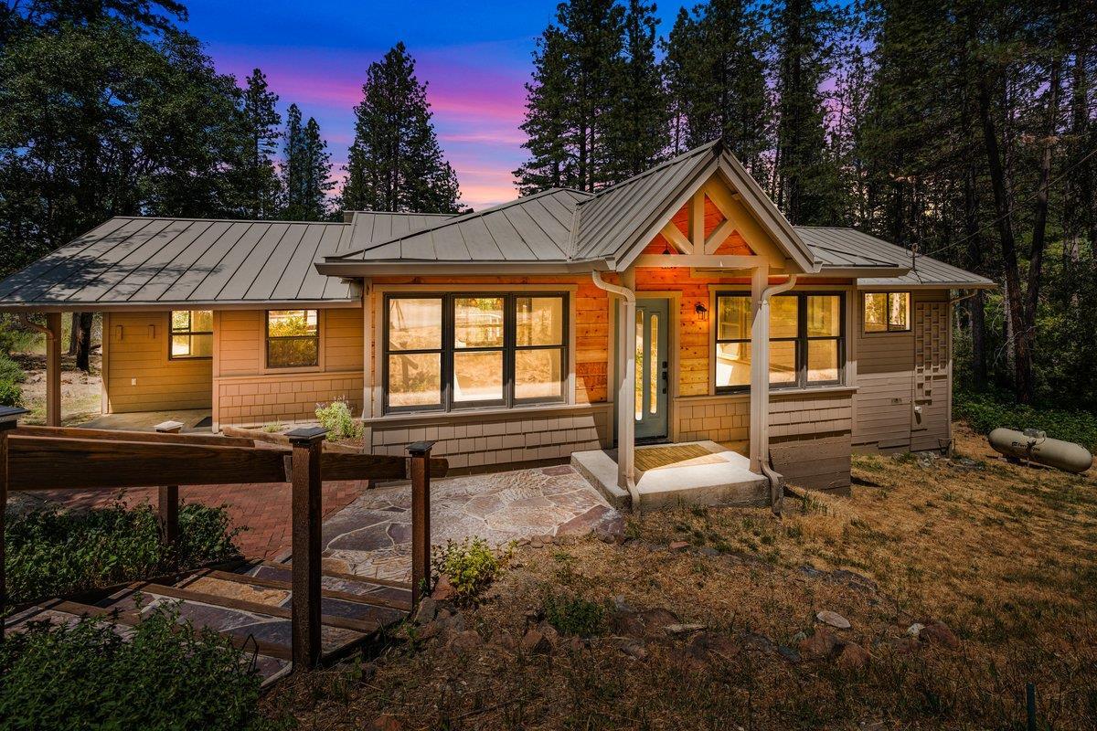 Nevada City, California, 95959, United States, 3 Bedrooms Bedrooms, ,3 BathroomsBathrooms,Residential,For Sale,1916379