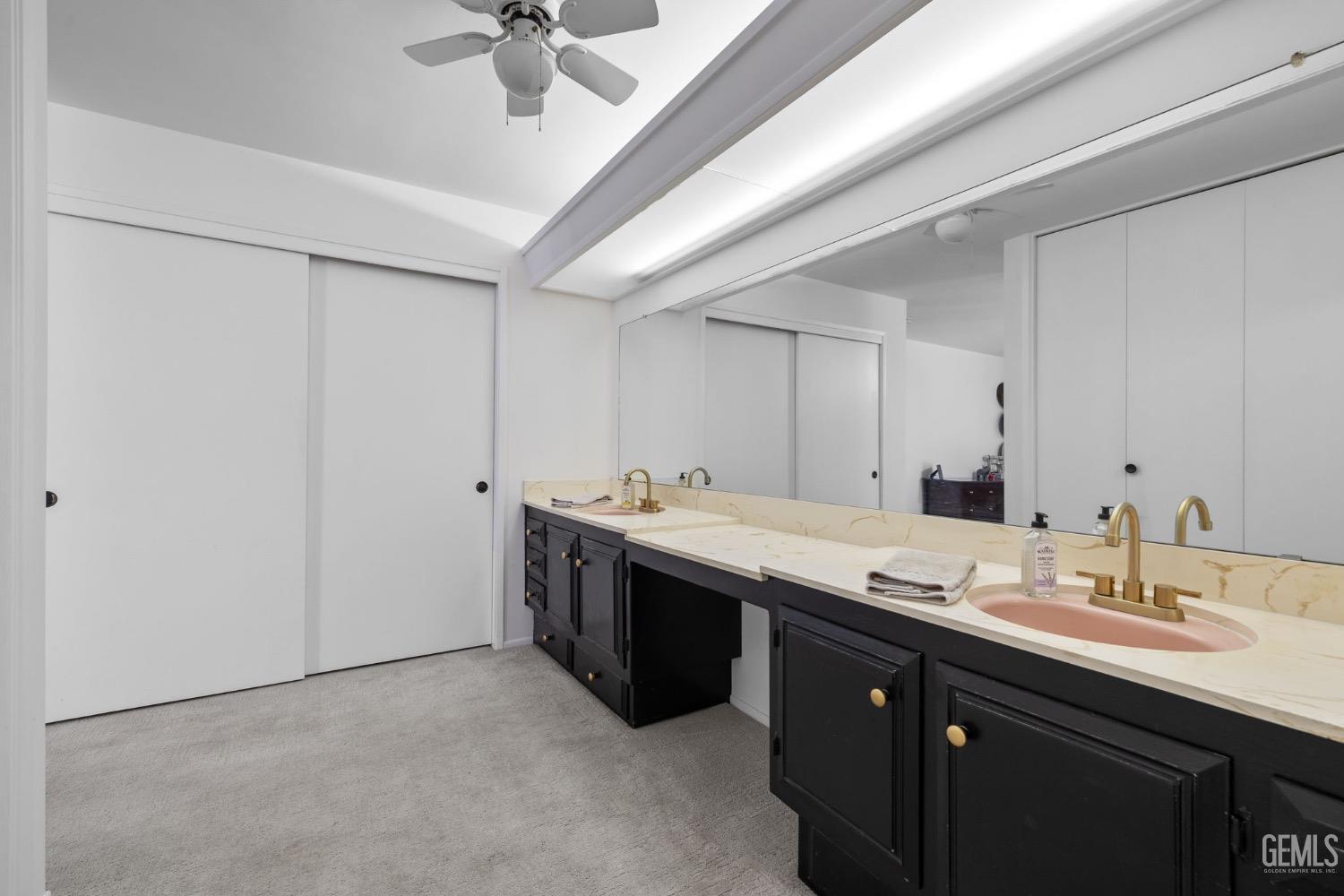 Bakersfield, California, 93301, United States, 3 Bedrooms Bedrooms, ,3 BathroomsBathrooms,Residential,For Sale,1998279