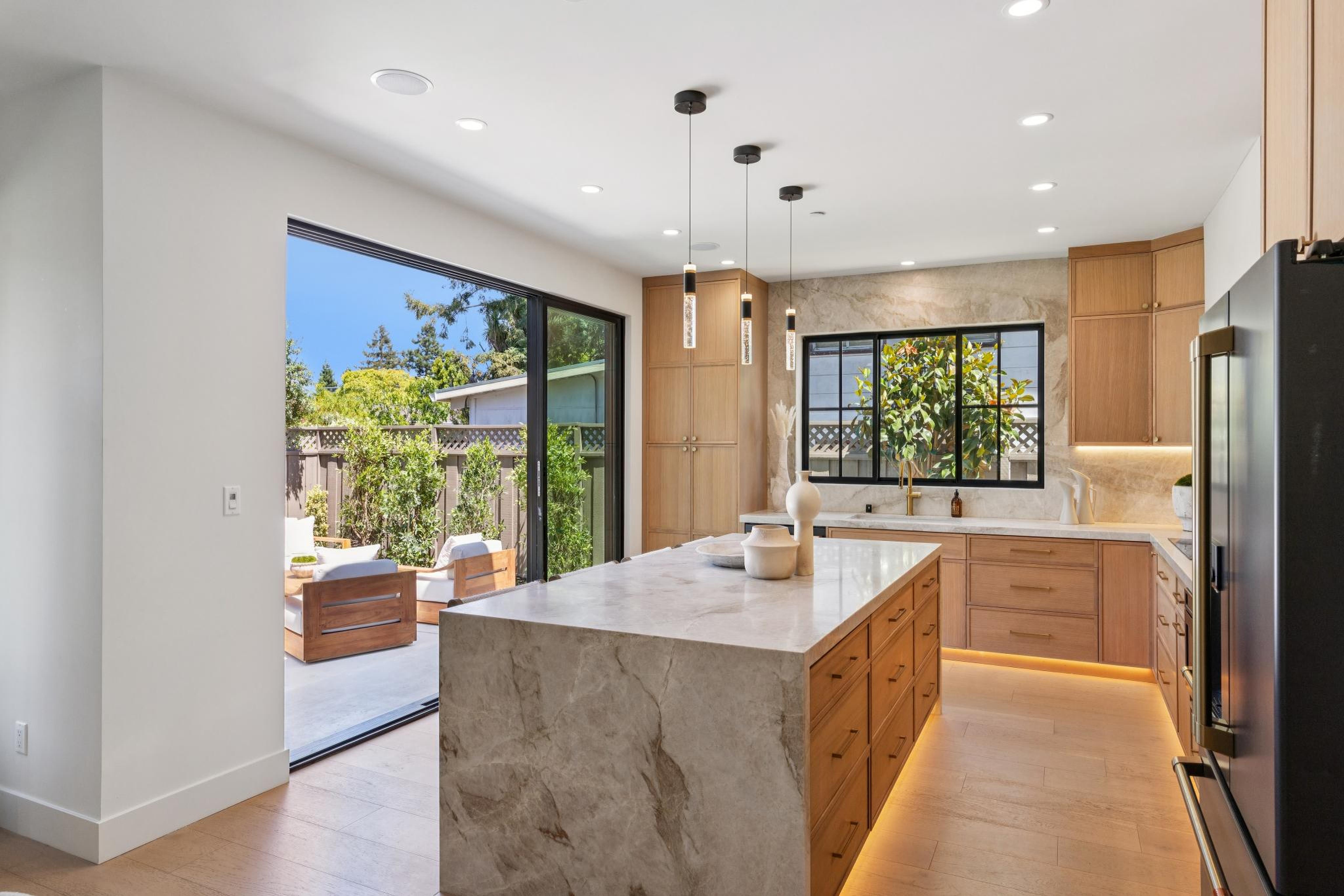  401 Grand Street, Redwood City, CA 94062 - 物件實景