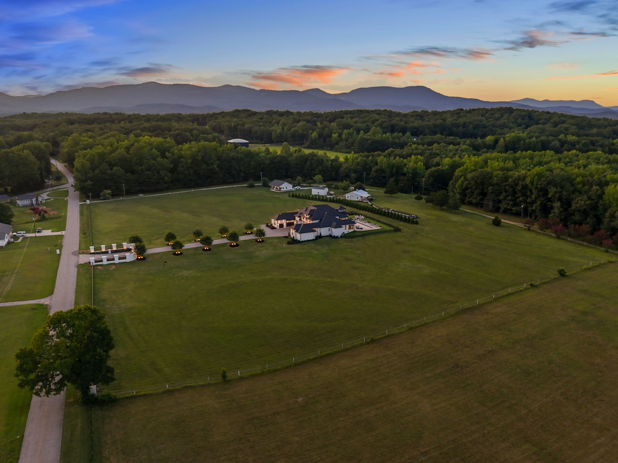  4988 Jordan Road, Greer, SC 29651 - 物件實景
