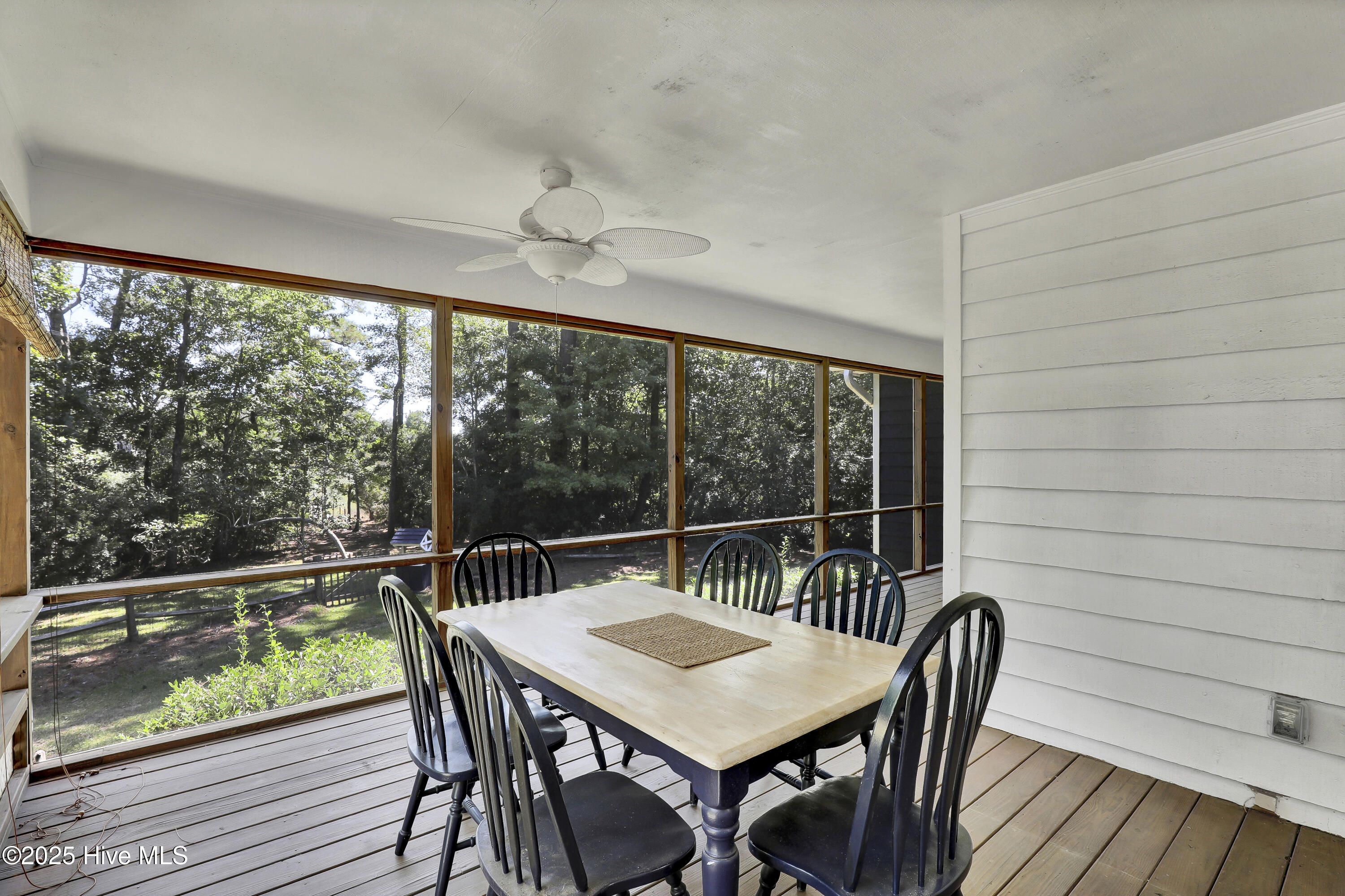 Hampstead, North Carolina, 28443, United States, 3 Bedrooms Bedrooms, ,2 BathroomsBathrooms,Residential,For Sale,1941728