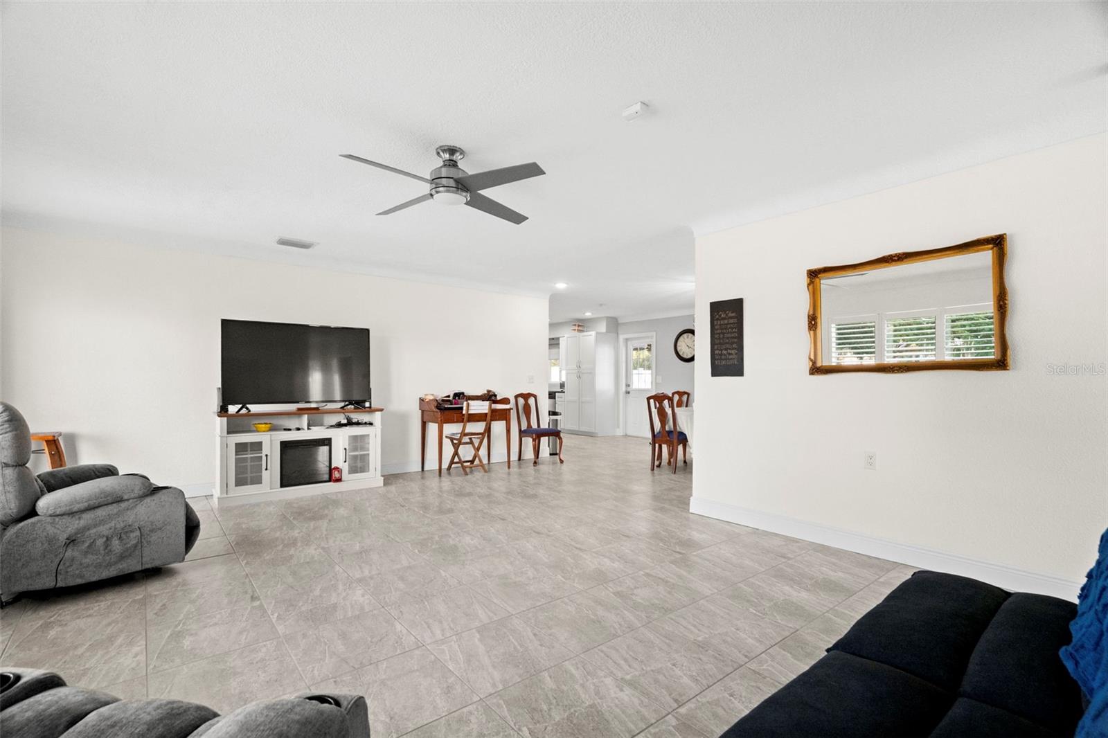 Treasure Island, Florida, 33706, United States, 3 Bedrooms Bedrooms, ,2 BathroomsBathrooms,Residential,For Sale,1996513