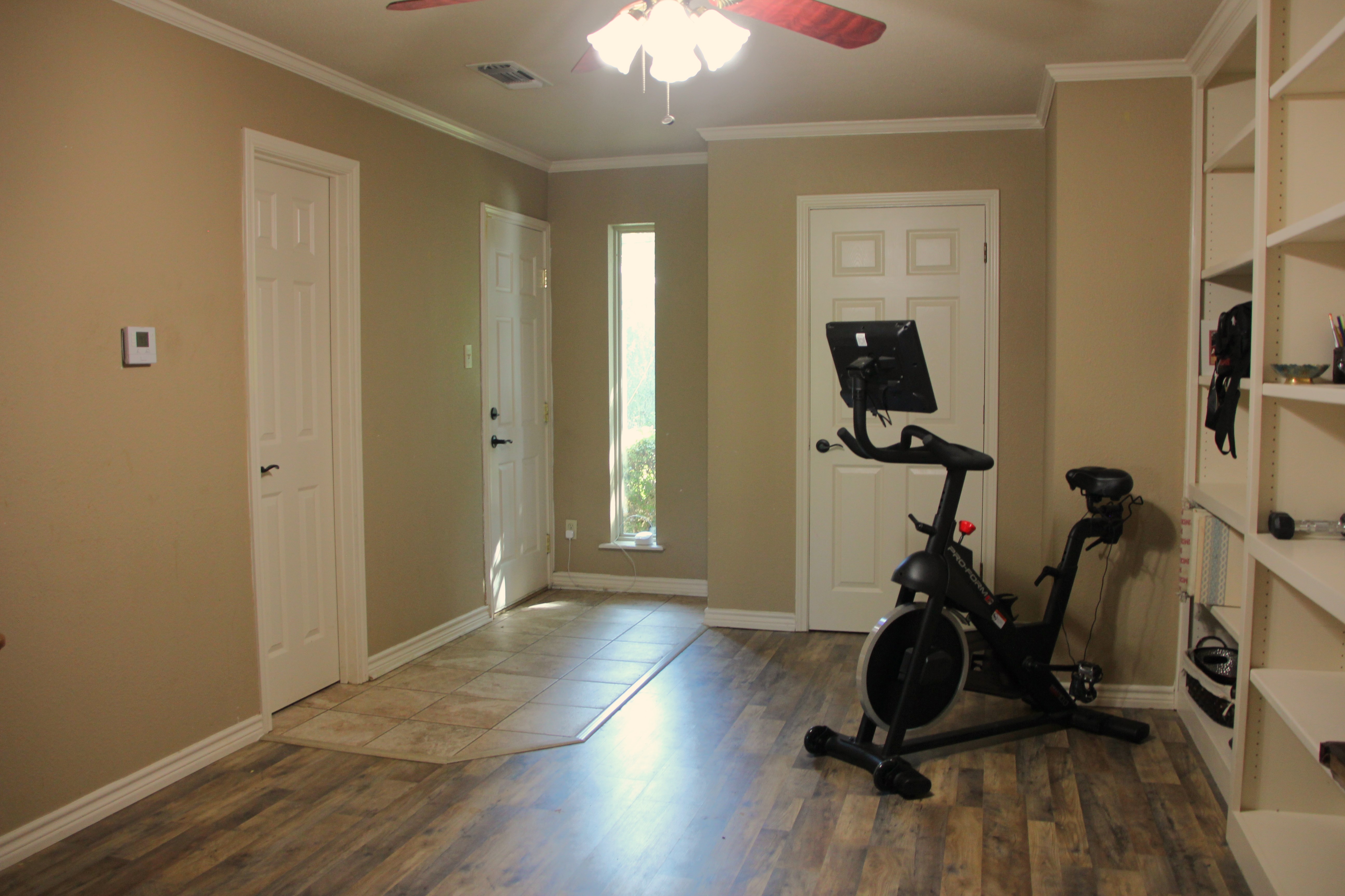 Sherman, Texas, 75495, United States, 4 Bedrooms Bedrooms, ,3 BathroomsBathrooms,Residential,For Sale,1913206