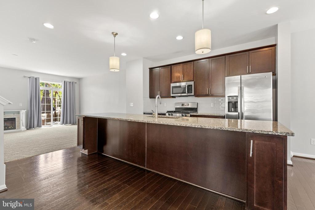 Fredericksburg, Virginia, 22401, United States, 4 Bedrooms Bedrooms, ,4 BathroomsBathrooms,Residential,For Sale,1827439