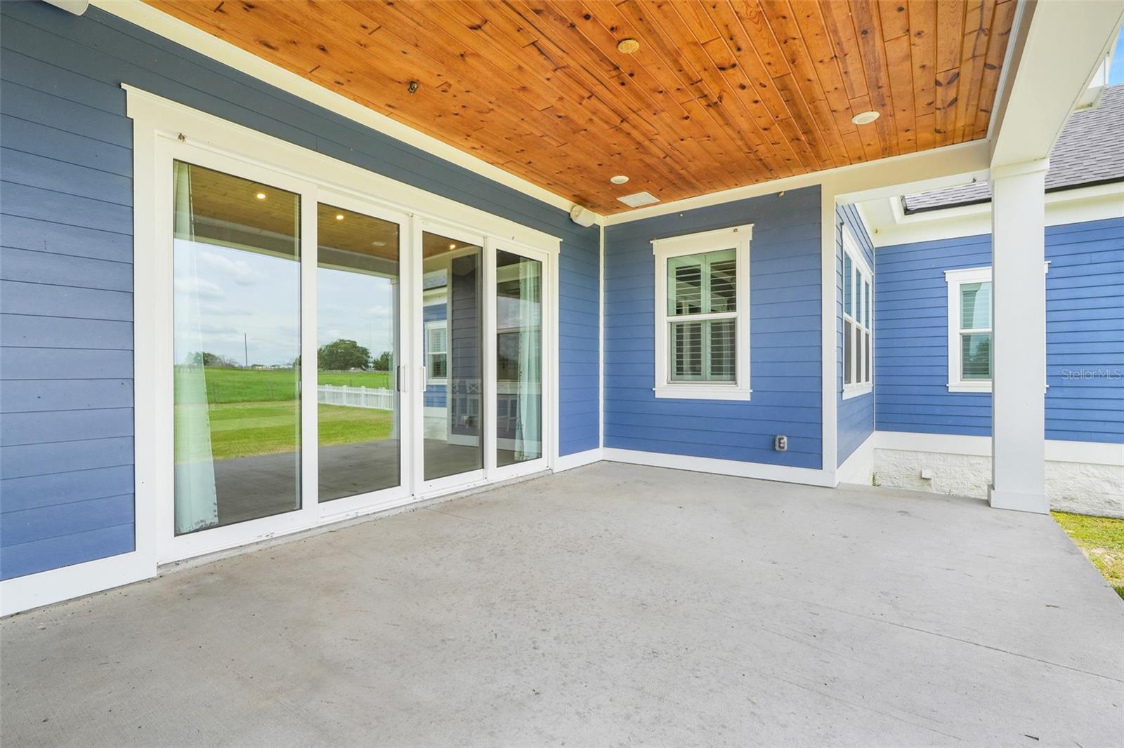 GROVELAND, Florida, 34736, United States, 4 Bedrooms Bedrooms, ,5 BathroomsBathrooms,Residential,For Sale,1792752