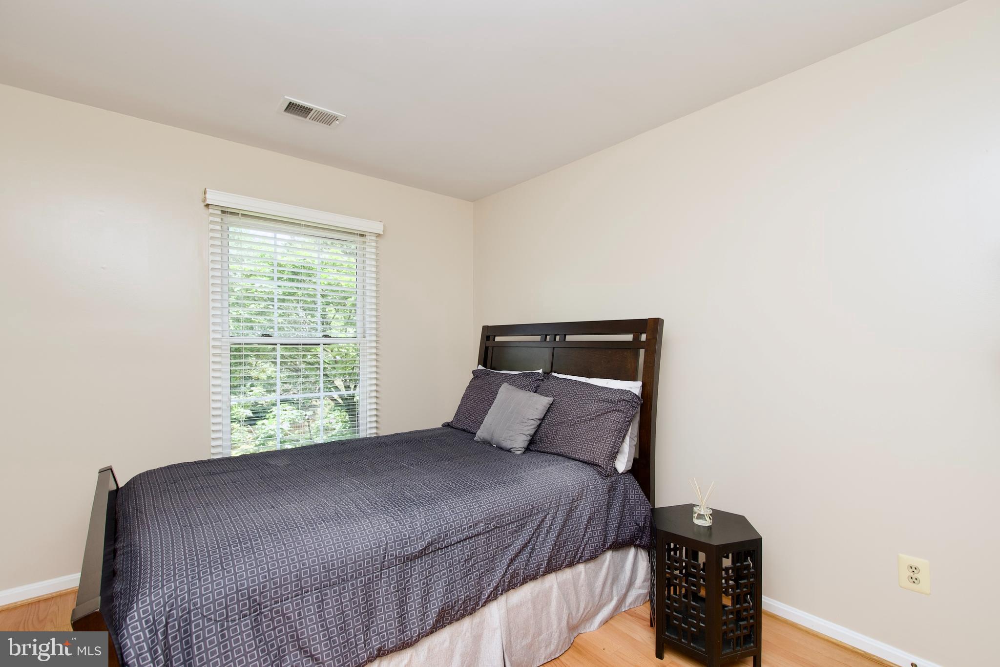 Silver Spring, Maryland, 20902, United States, 3 Bedrooms Bedrooms, ,3 BathroomsBathrooms,Residential,For Sale,1916532