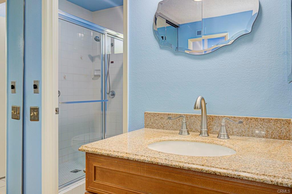 Laguna Woods, California, 92637, United States, 2 Bedrooms Bedrooms, ,1 BathroomBathrooms,Residential,For Sale,1923163
