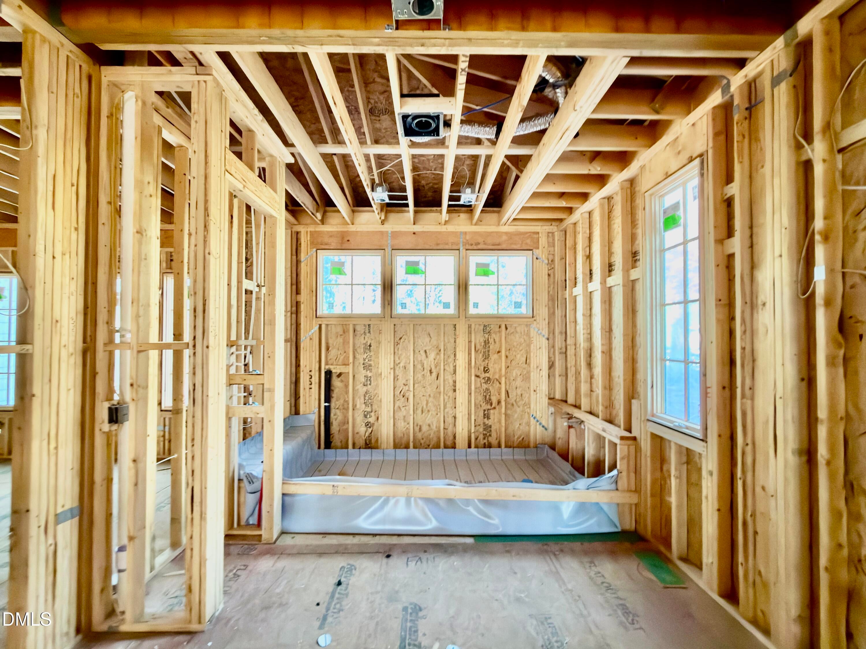 Raleigh, North Carolina, 27609, United States, 5 Bedrooms Bedrooms, ,7 BathroomsBathrooms,Residential,For Sale,1997478