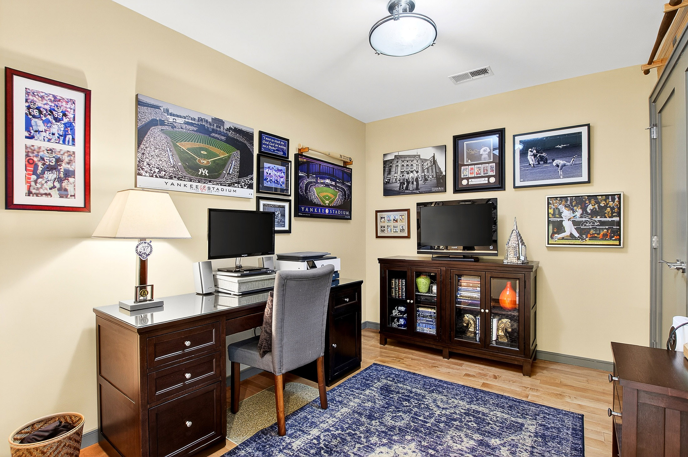  Immaculate Two Bedroom with Dedicated Office/Den at Sought-after Terminus - 物件實景