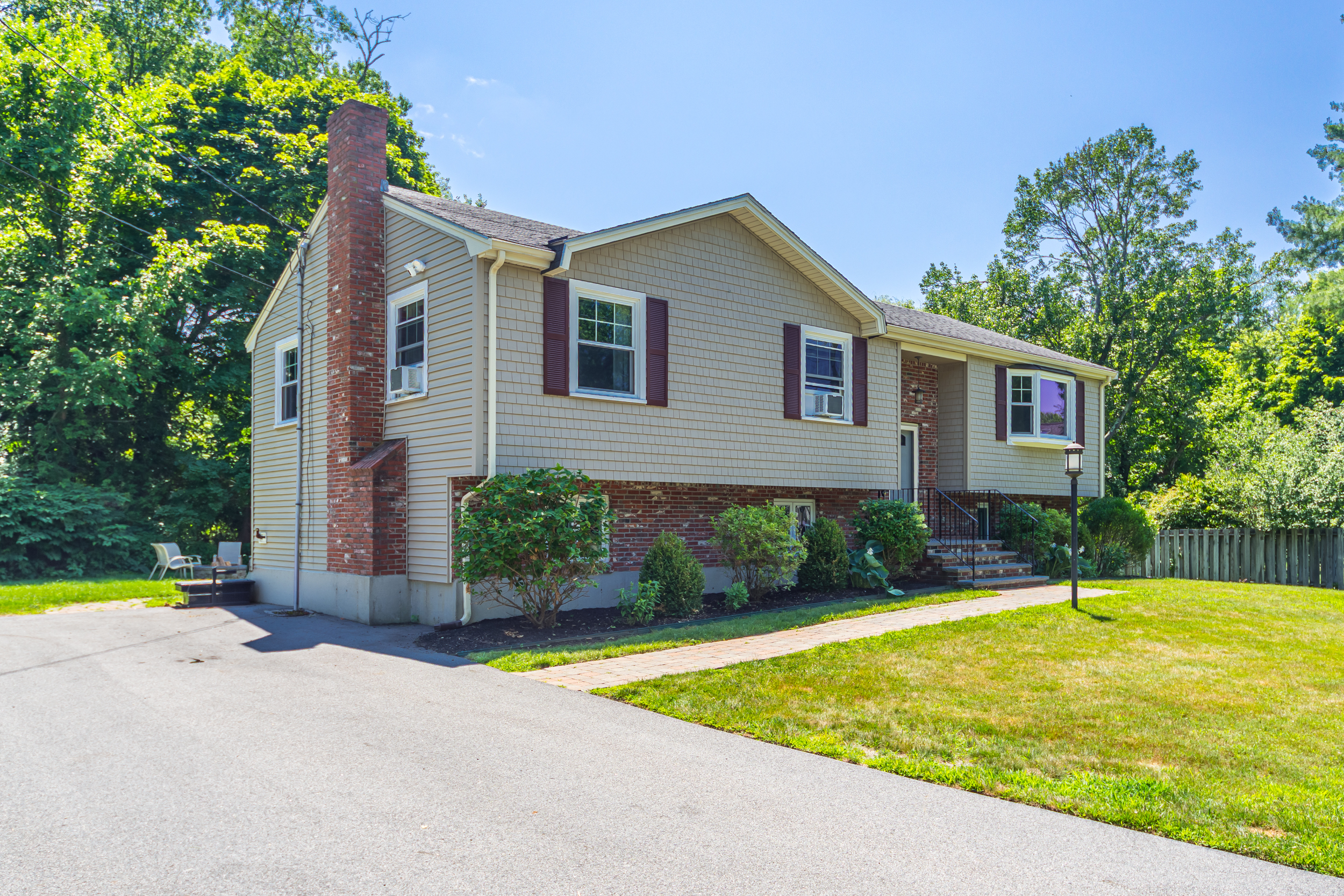 4 Colburn Street, Natick, MA, 01760 - 物件實景
