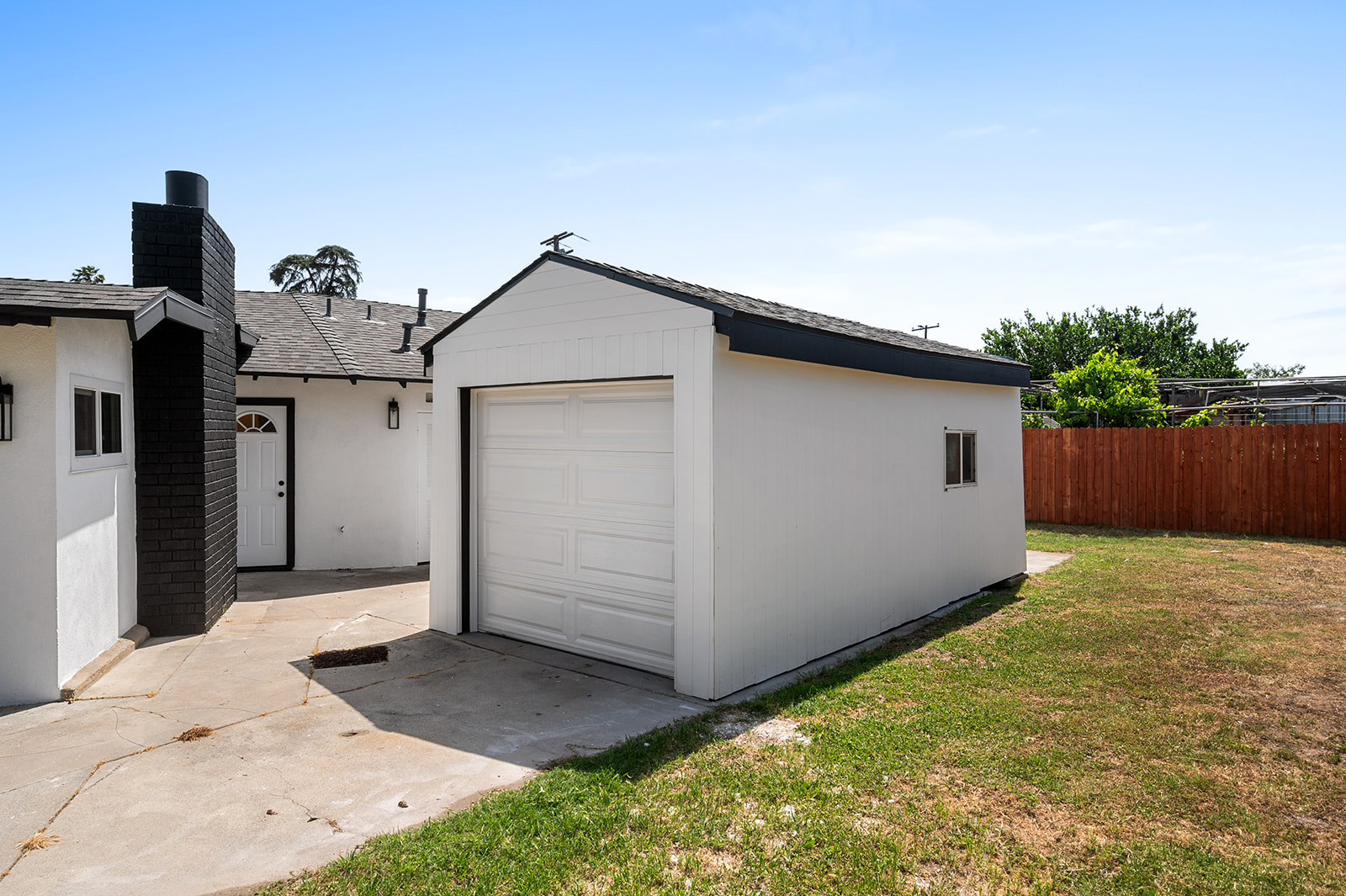 Rialto, California, 92376, United States, 4 Bedrooms Bedrooms, ,2 BathroomsBathrooms,Residential,For Sale,1878686