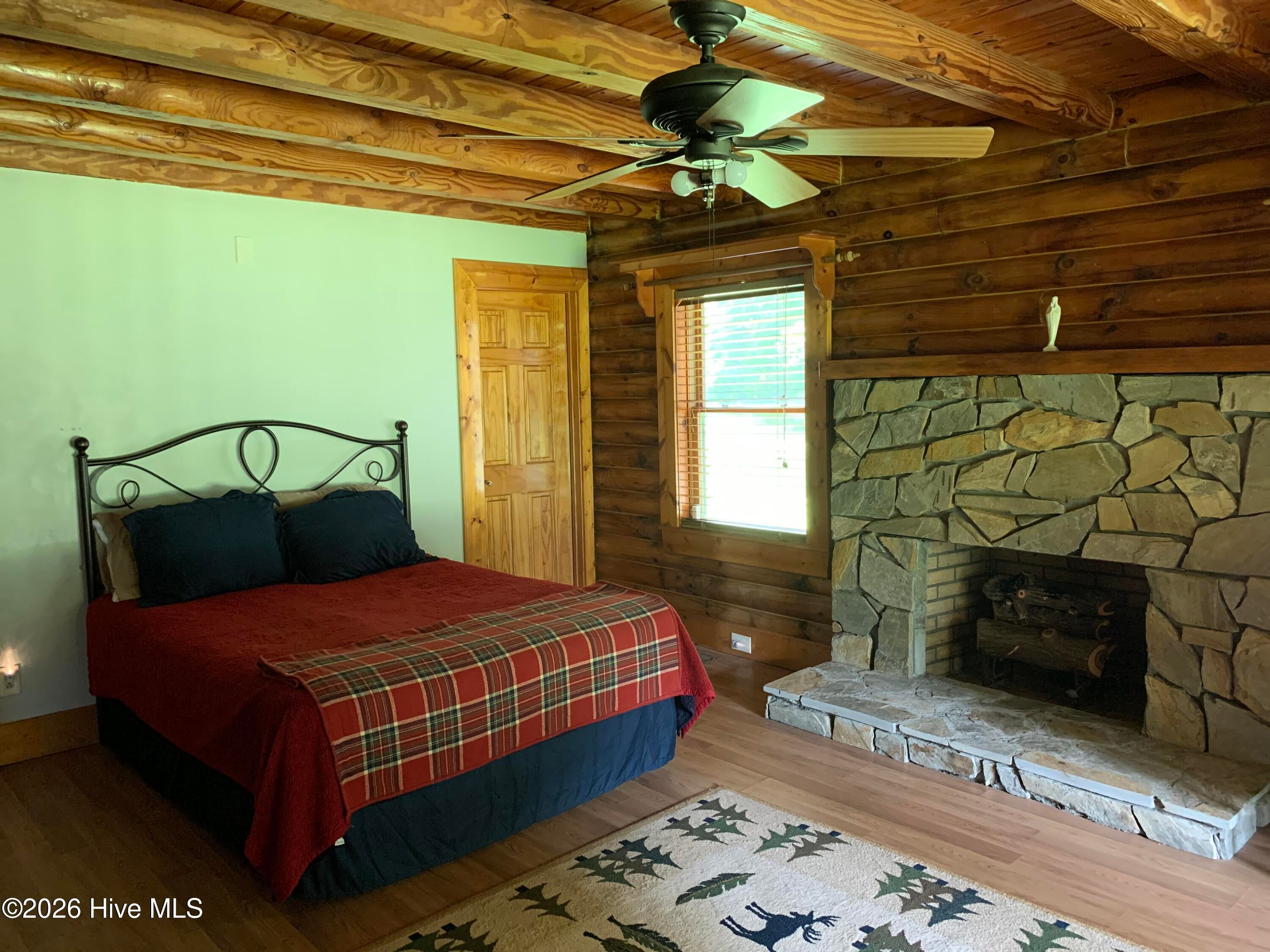 Washington, North Carolina, 27889, United States, 3 Bedrooms Bedrooms, ,3 BathroomsBathrooms,Residential,For Sale,2049044