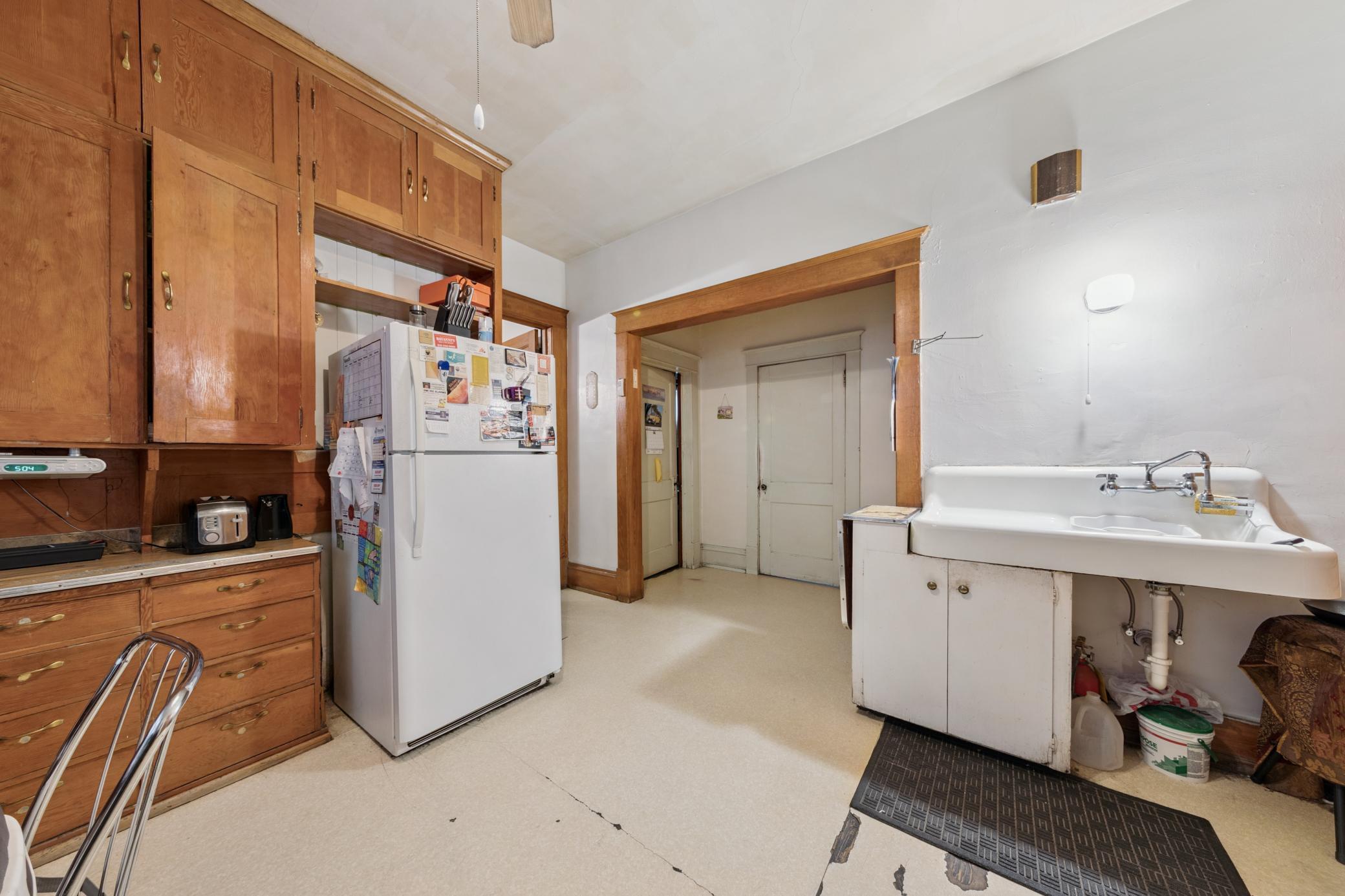 Saint Paul, Minnesota, 55104, United States, ,Residential,For Sale,1932616