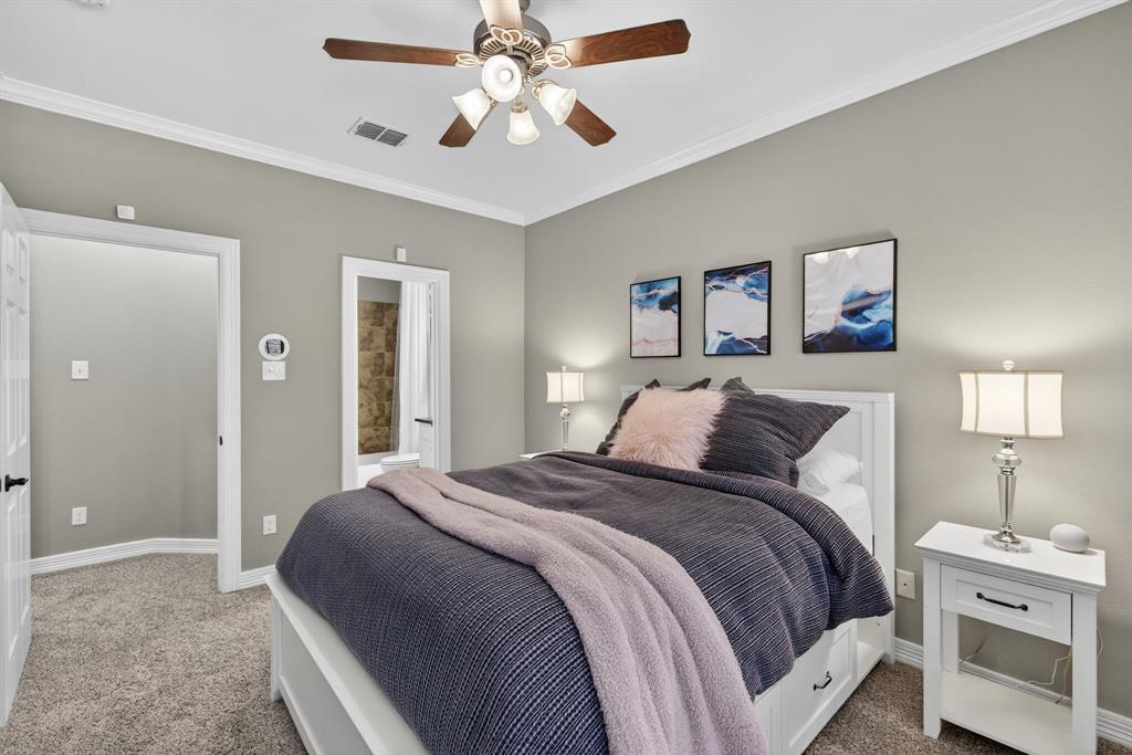 Dallas, Texas, 75219, United States, 2 Bedrooms Bedrooms, ,3 BathroomsBathrooms,Residential,For Sale,1996235