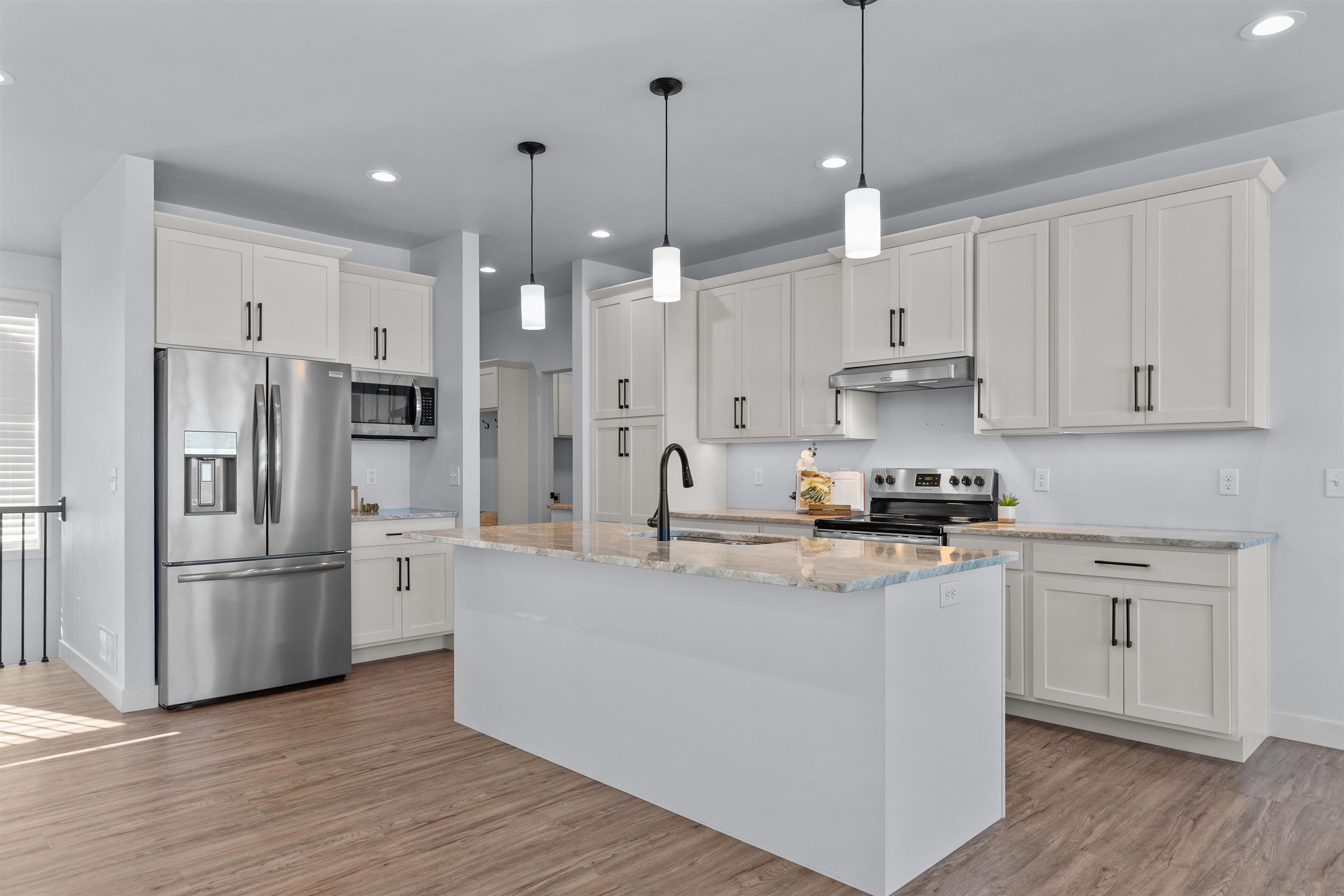 Greenville, Wisconsin, 54942, United States, 4 Bedrooms Bedrooms, ,4 BathroomsBathrooms,Residential,For Sale,1995419