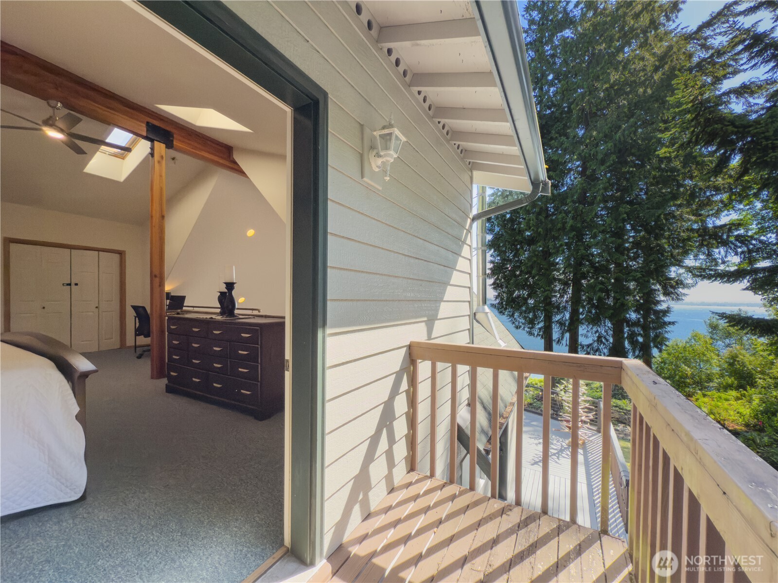 Hat Island, Washington, 98206, United States, 4 Bedrooms Bedrooms, ,2 BathroomsBathrooms,Residential,For Sale,1851024
