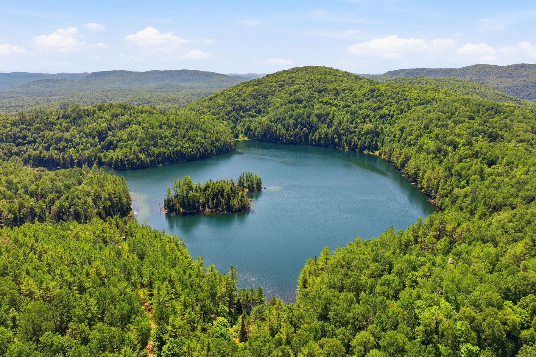  Notre-Dame-du-Laus, Laurentides - 物件實景
