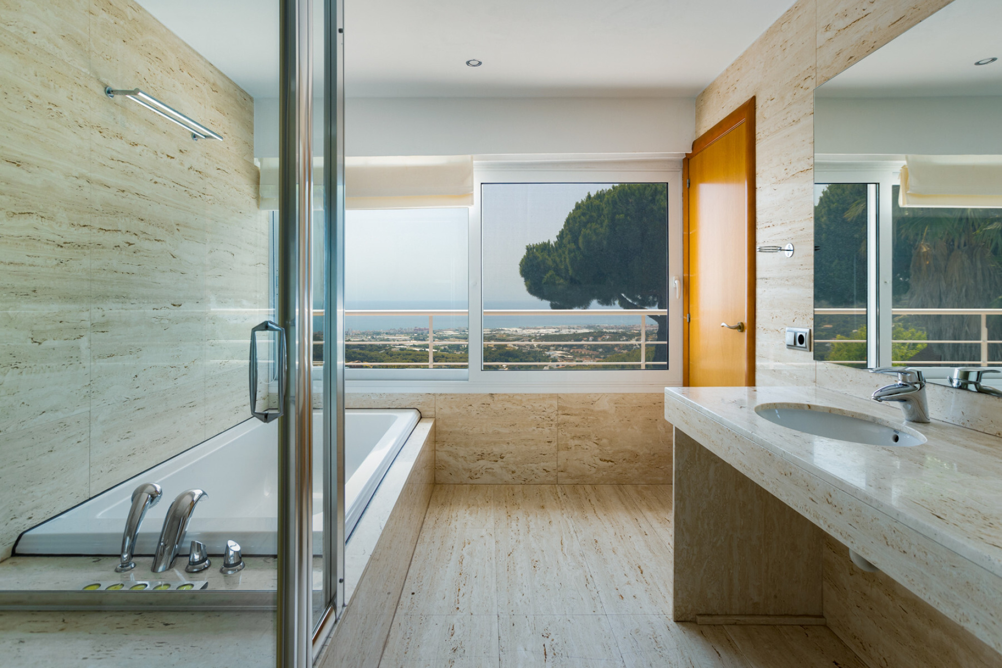  Villa with pool in an unbeatable location - 物件實景