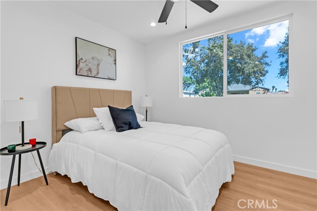 Long Beach, California, 90805, United States, 6 Bedrooms Bedrooms, ,Residential,For Sale,1943908