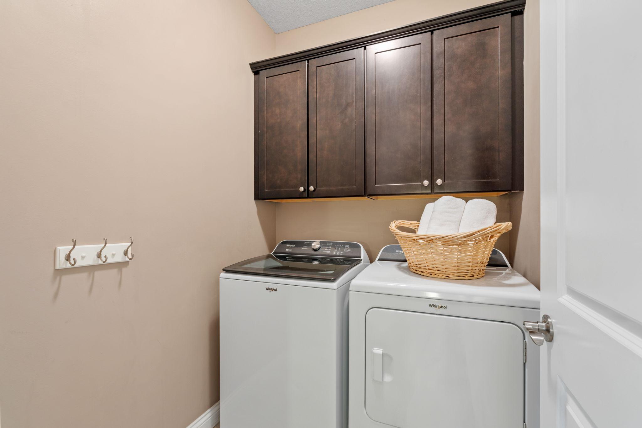 Minnetonka, Minnesota, 55343, United States, 5 Bedrooms Bedrooms, ,3 BathroomsBathrooms,Residential,For Sale,1987547