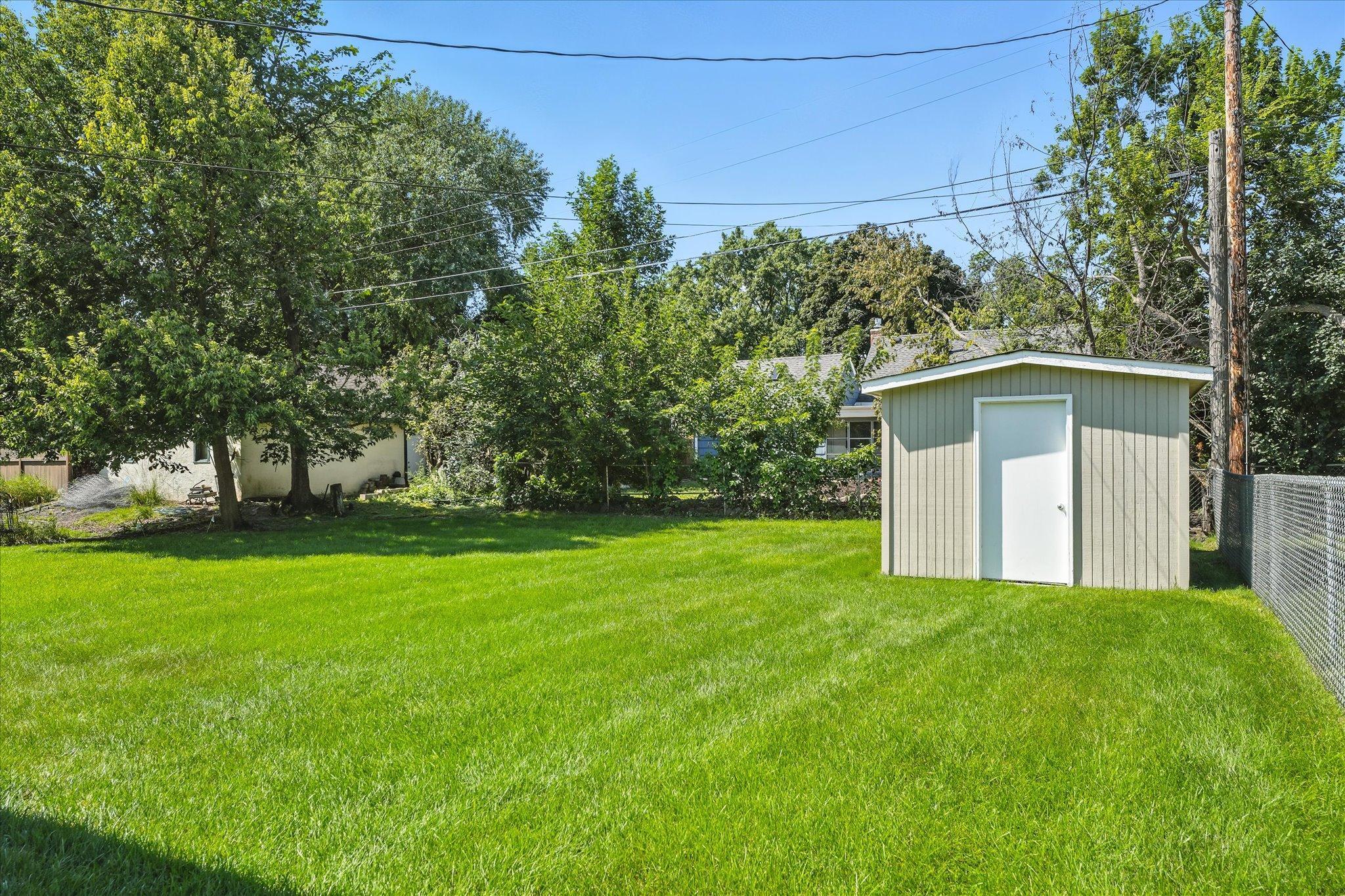 Edina, Minnesota, 55410, United States, 3 Bedrooms Bedrooms, ,1 BathroomBathrooms,Residential,For Sale,1941033