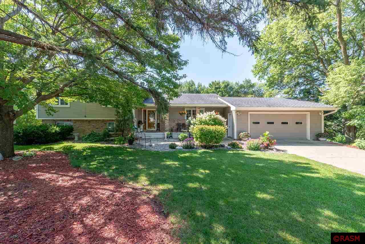 Mankato, Minnesota, 56001, United States, 5 Bedrooms Bedrooms, ,1 BathroomBathrooms,Residential,For Sale,1914135