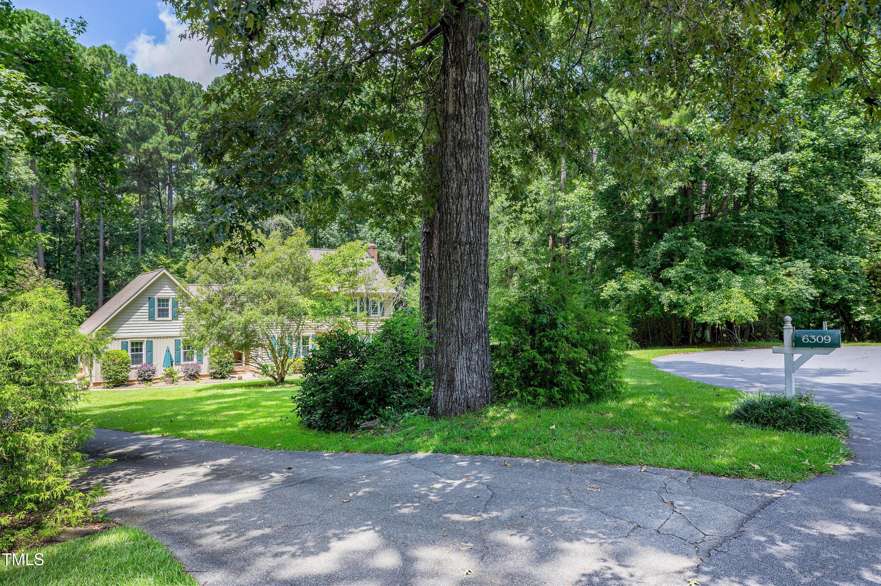 Raleigh, North Carolina, 27606, United States, 3 Bedrooms Bedrooms, ,3 BathroomsBathrooms,Residential,For Sale,1941064
