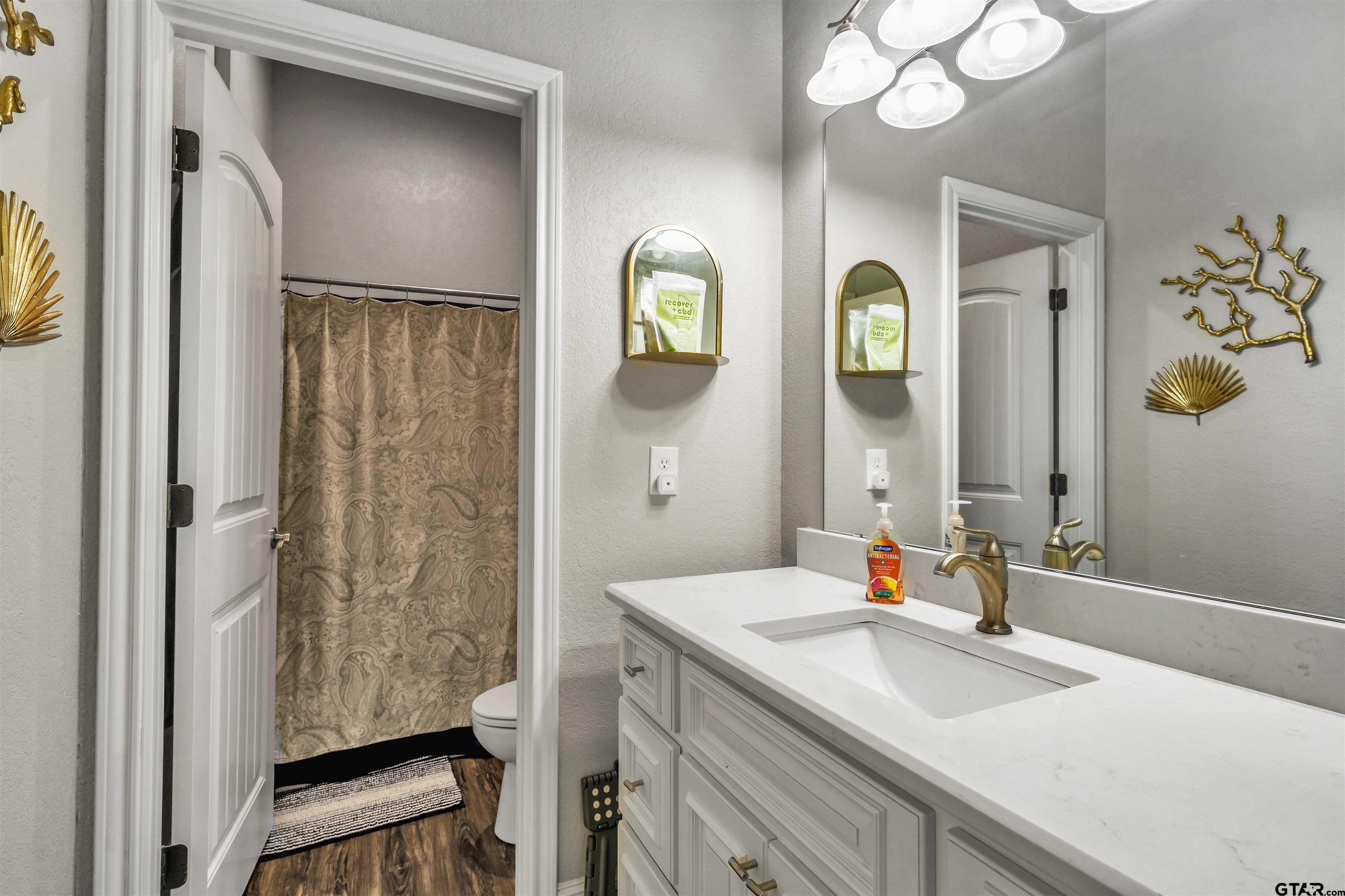 Bullard, Texas, 75757, United States, 4 Bedrooms Bedrooms, ,3 BathroomsBathrooms,Residential,For Sale,1856834