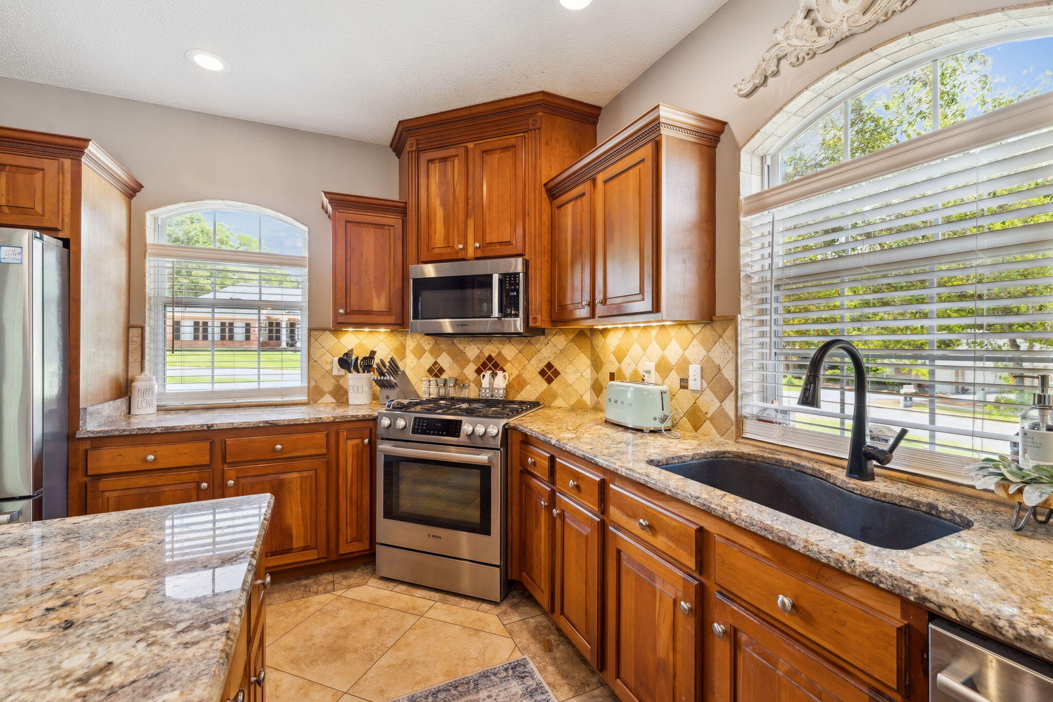 Niceville, Florida, 32578, United States, 4 Bedrooms Bedrooms, ,4 BathroomsBathrooms,Residential,For Sale,1836743