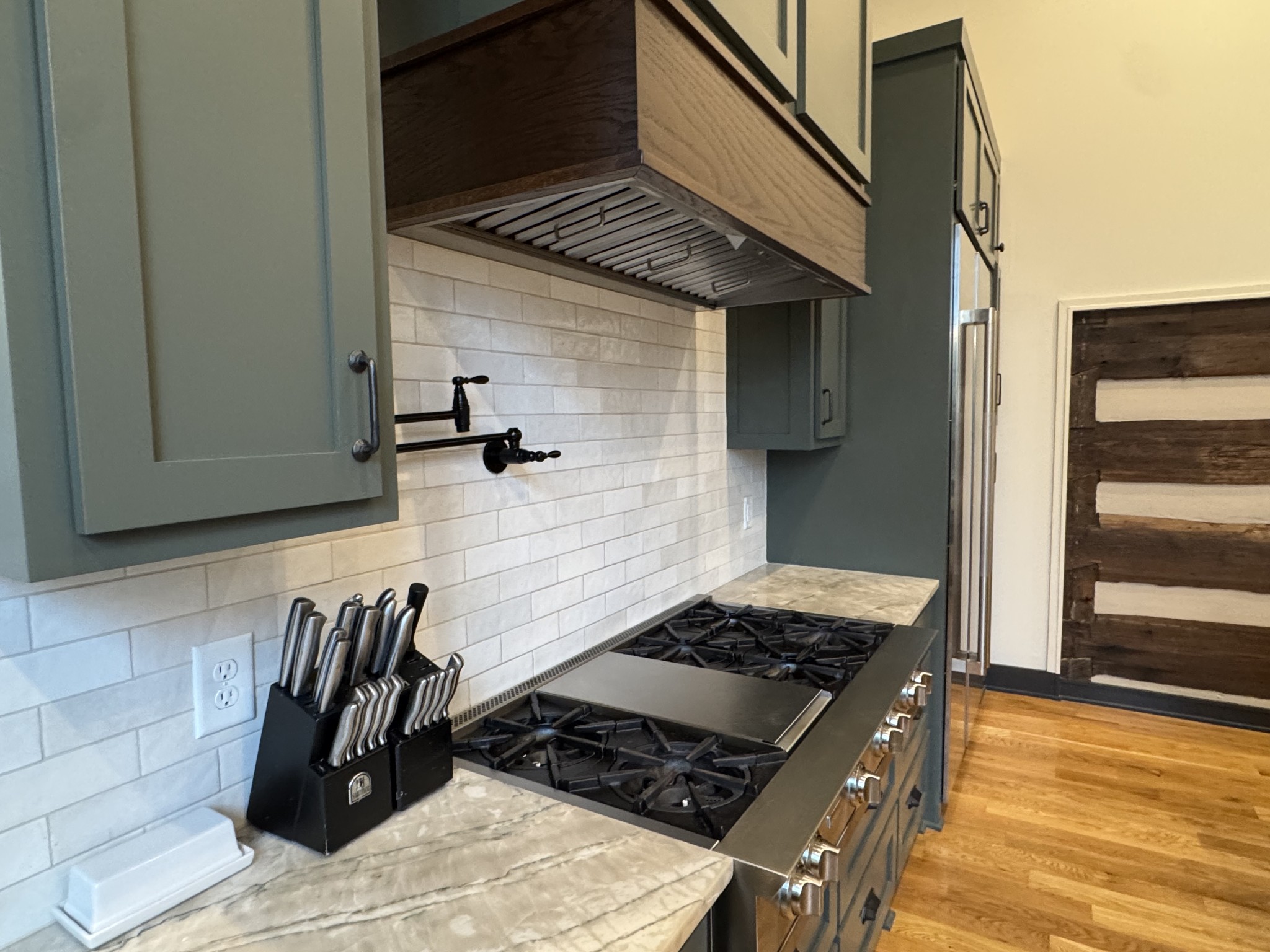 Hendersonville, Tennessee, 37075, United States, 6 Bedrooms Bedrooms, ,5 BathroomsBathrooms,Residential,For Sale,1993824