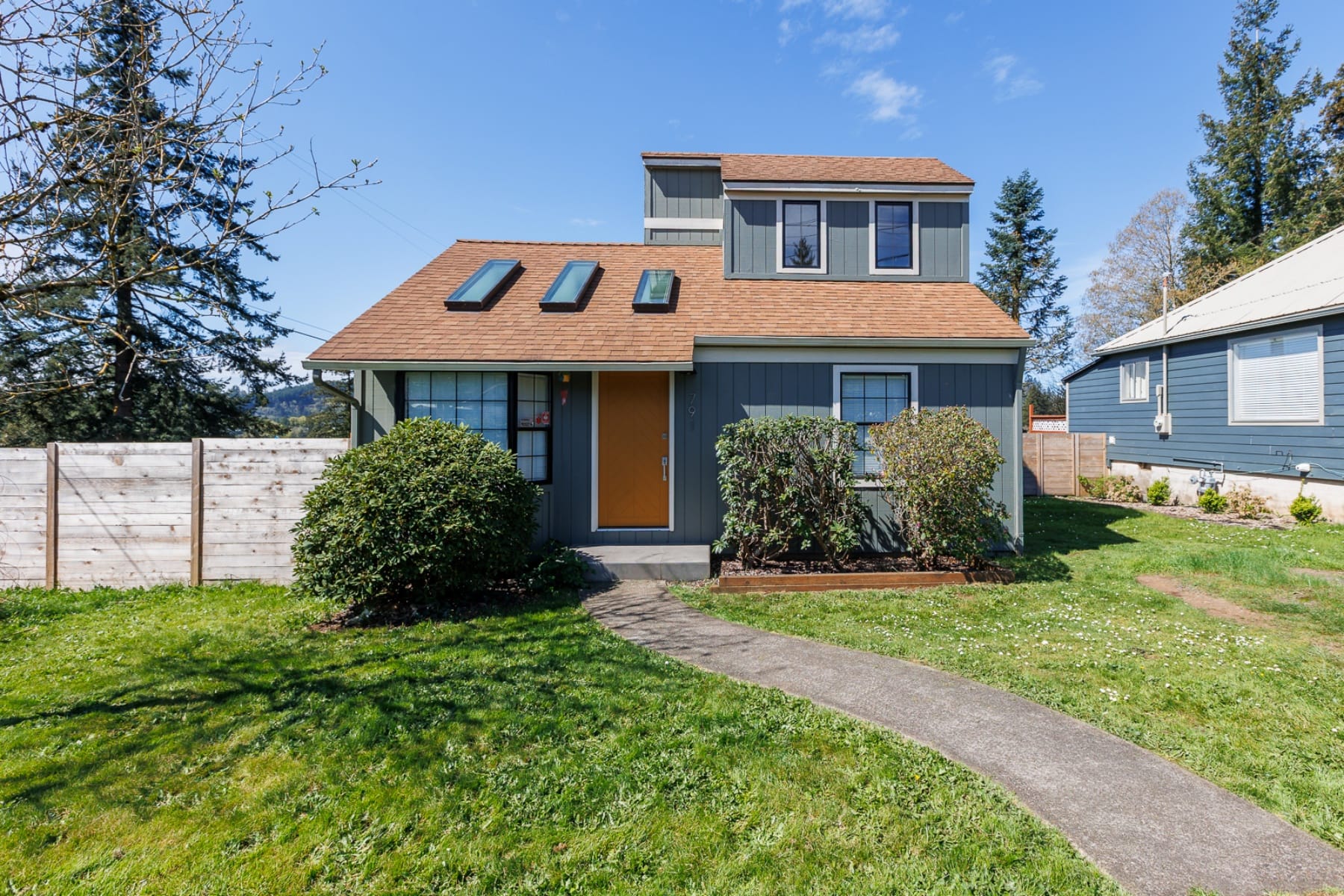  791 SE FIR ST Toledo, OR 97391 - 物件實景