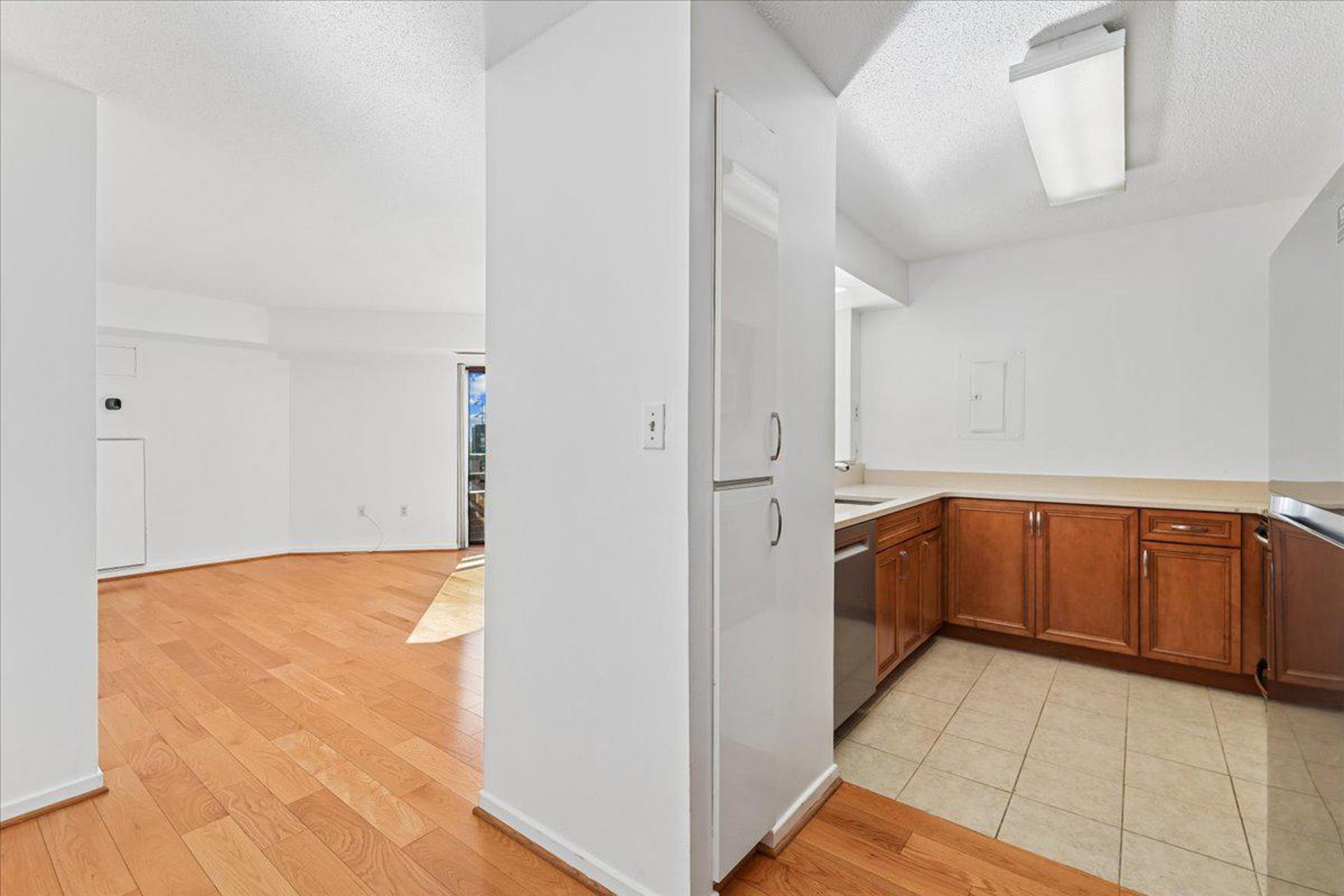  2111 Wisconsin Avenue NW, Washington, DC, 20007 - 物件實景
