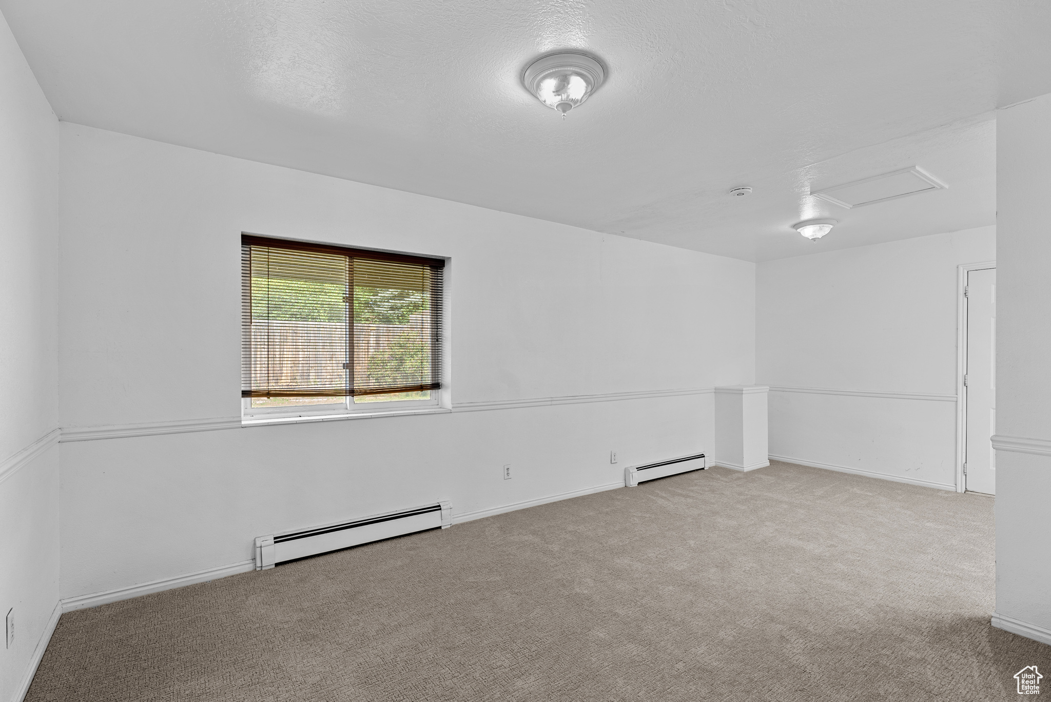 North Salt Lake, Utah, 84054, United States, 3 Bedrooms Bedrooms, ,3 BathroomsBathrooms,Residential,For Sale,1940946