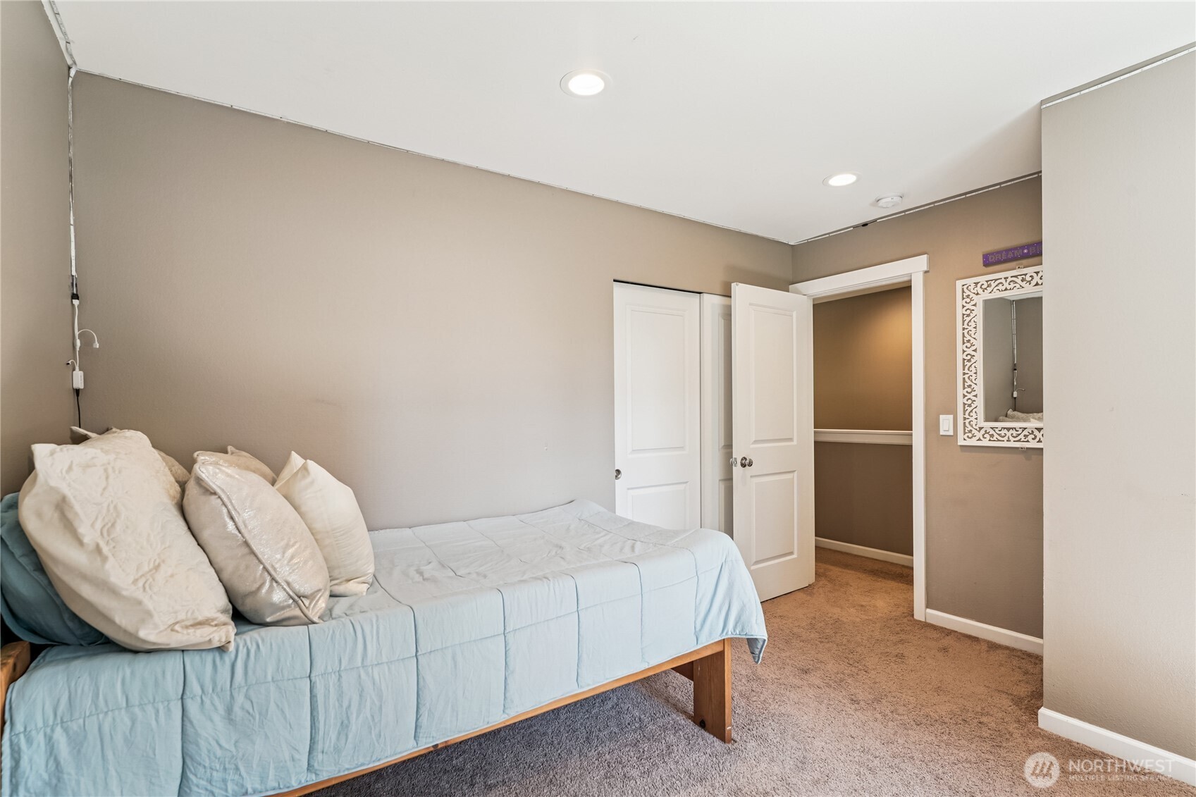 Seabeck, Washington, 98380, United States, 4 Bedrooms Bedrooms, ,3 BathroomsBathrooms,Residential,For Sale,1907301