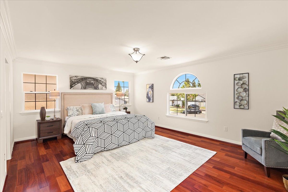Cerritos, California, 90703, United States, 6 Bedrooms Bedrooms, ,5 BathroomsBathrooms,Residential,For Sale,2048783