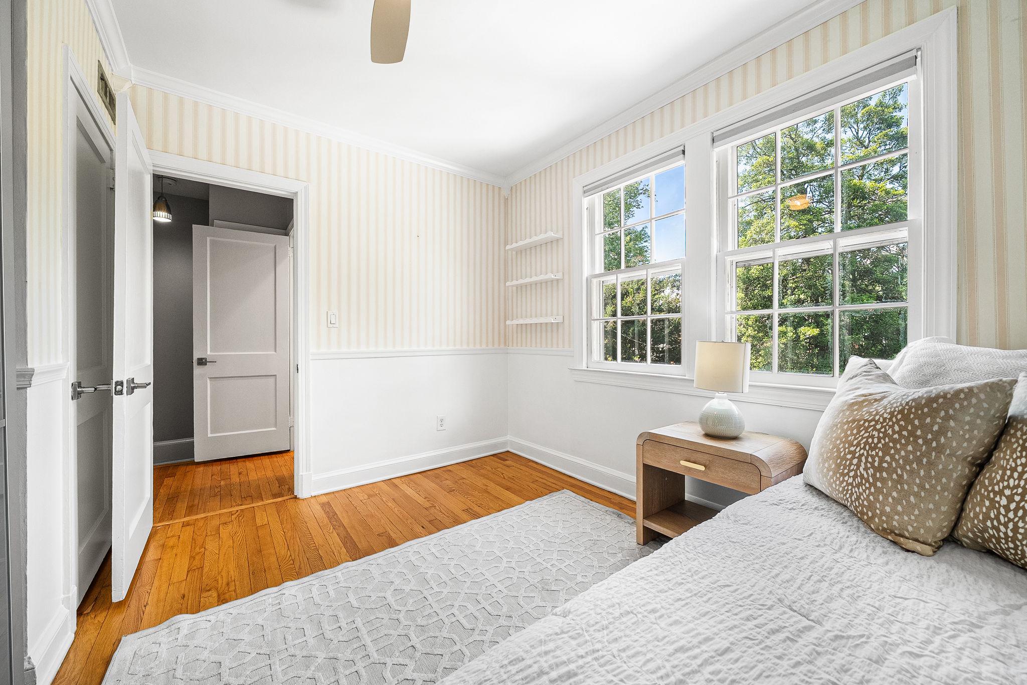  10 E Linden Street, Alexandria, VA, 22301 - 物件實景