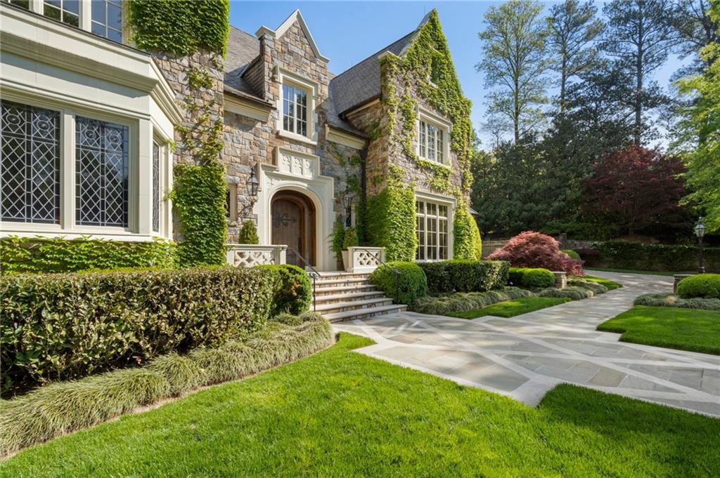 Atlanta, Georgia, 30327, United States, 6 Bedrooms Bedrooms, ,9 BathroomsBathrooms,Residential,For Sale,1686481