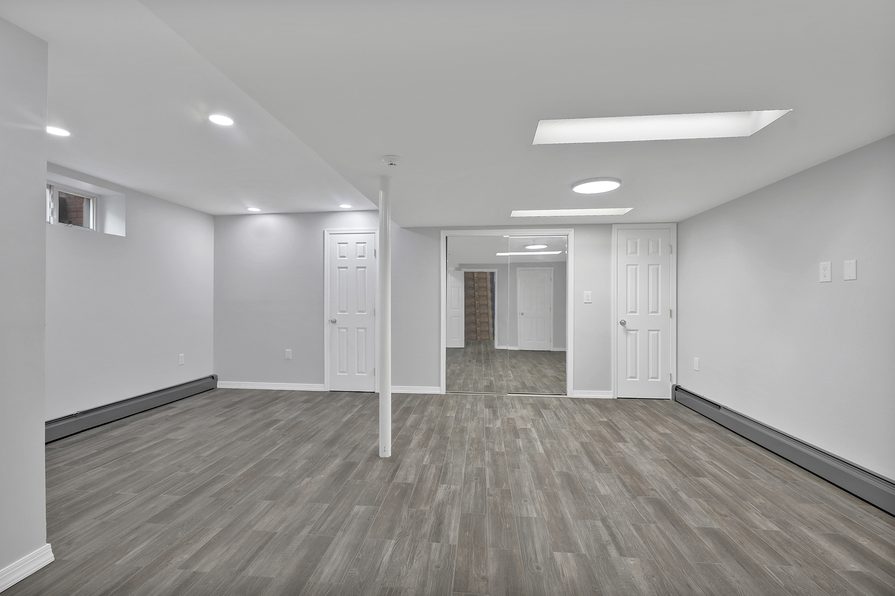  2306 E70th Street - 物件實景