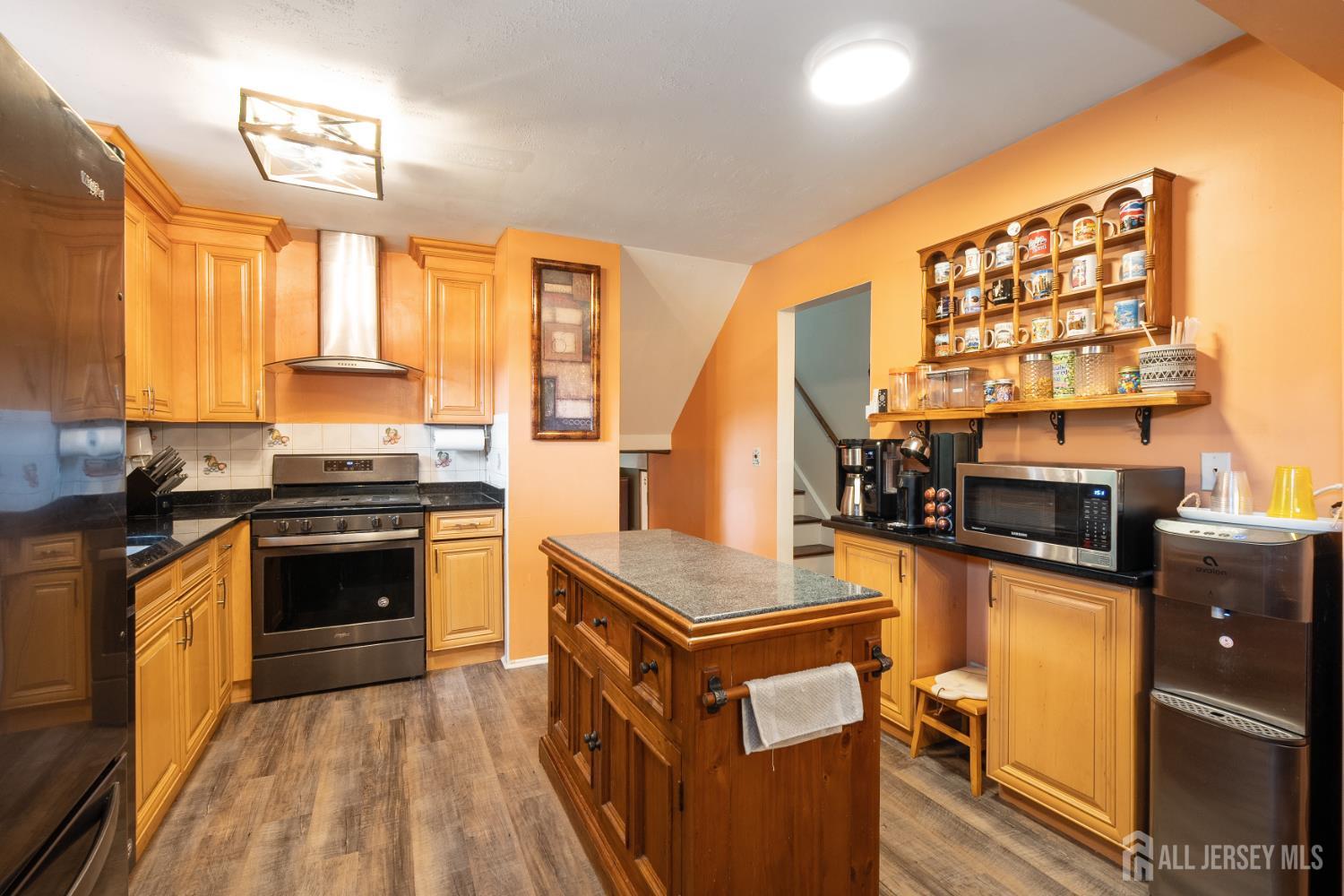 North Brunswick, New Jersey, 08902, United States, 4 Bedrooms Bedrooms, ,3 BathroomsBathrooms,Residential,For Sale,1979106