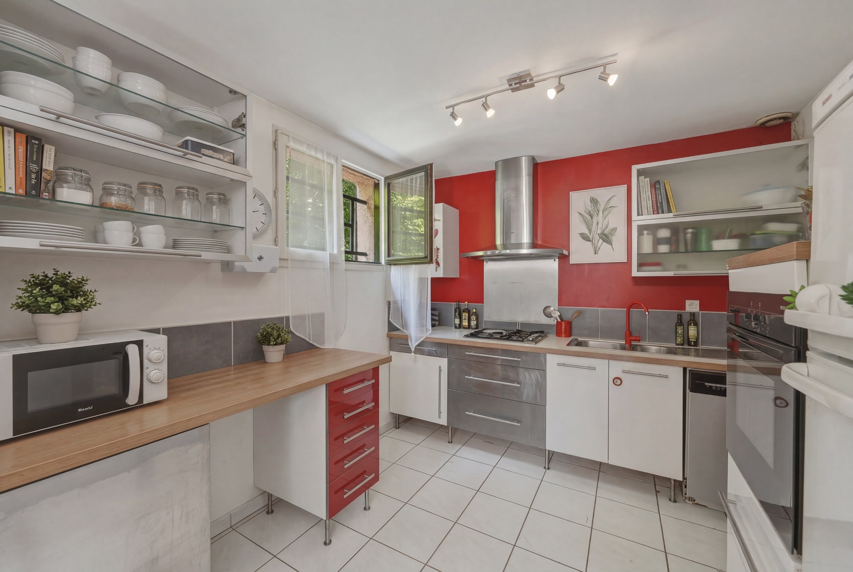  Charming family home, ideally located in Ferney-Voltaire - 物件實景